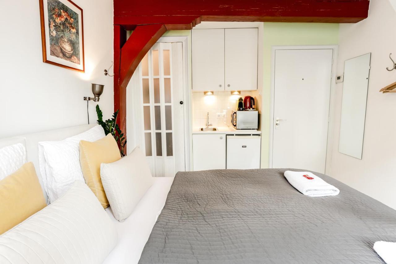 Sunflower Bed & Breakfast 3*