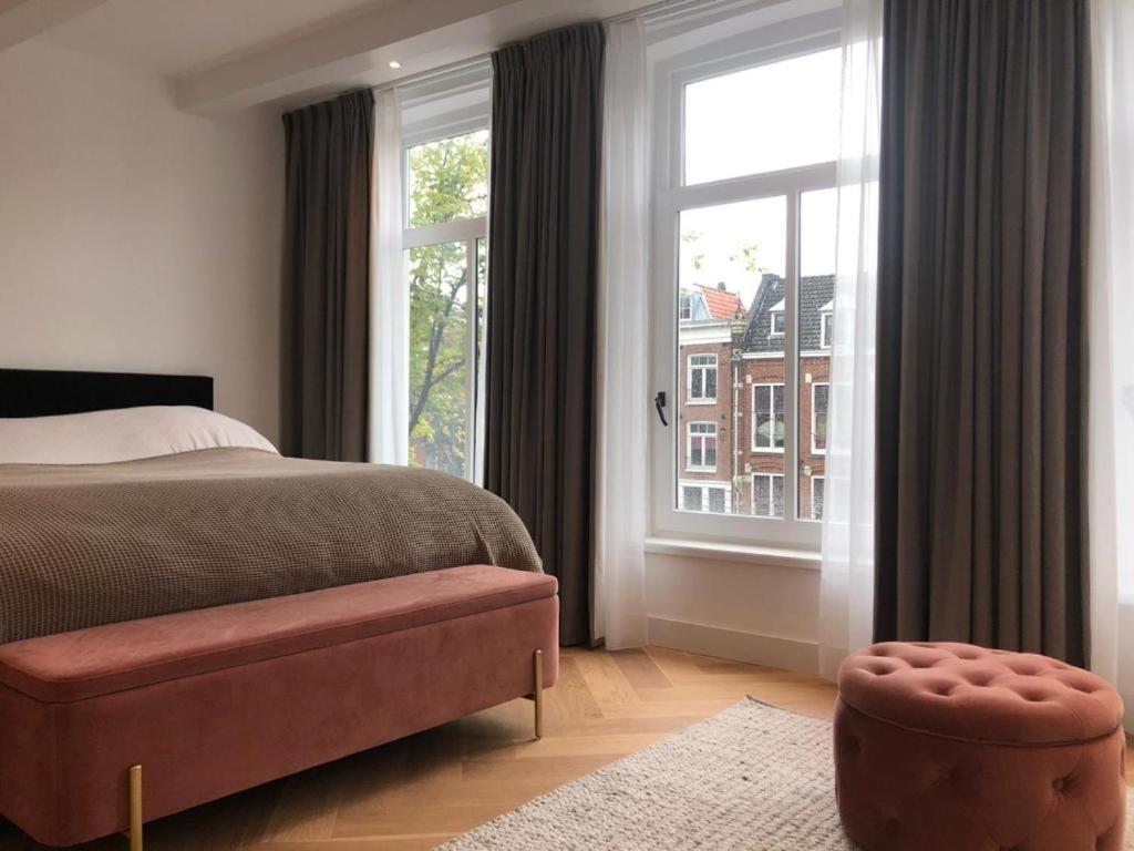 Luxe Suites Roses 2* Amsterdam