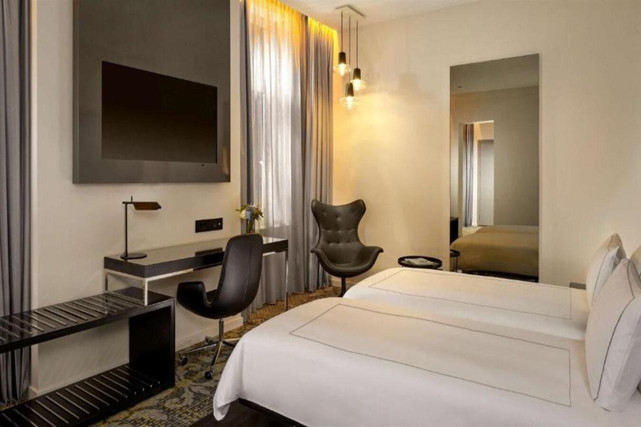 Park Plaza Victoria Amsterdam