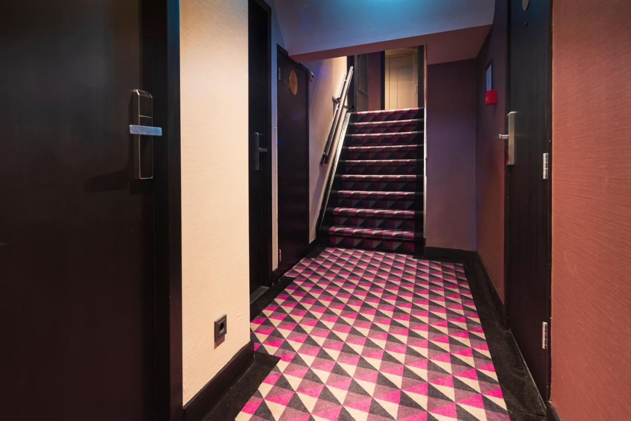 Huygens Place Hotel 4*