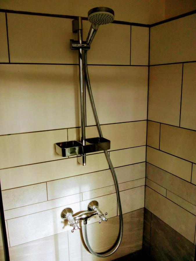 Homestay Aldo, Not For Parties, Not A Hotel, With Shared Bathroom, No Kitchen *