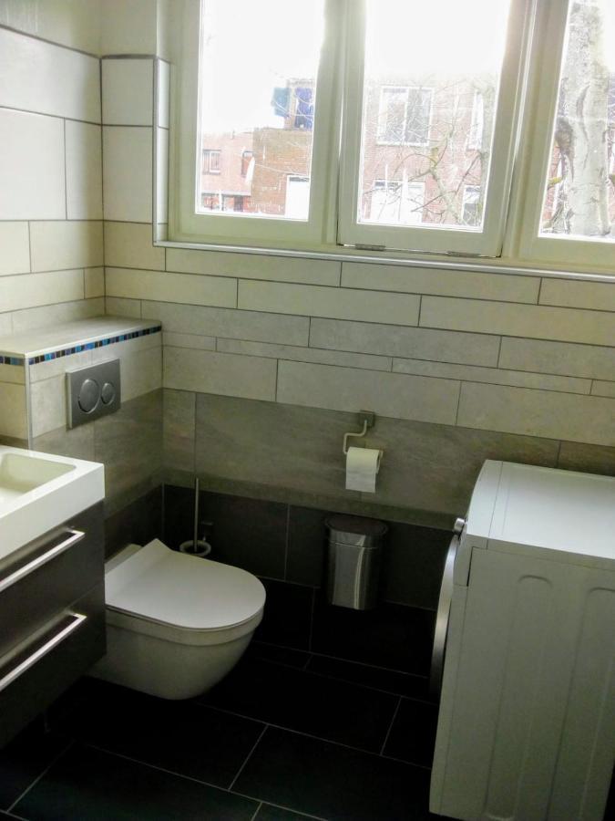 Homestay Aldo, Not For Parties, Not A Hotel, With Shared Bathroom, No Kitchen *