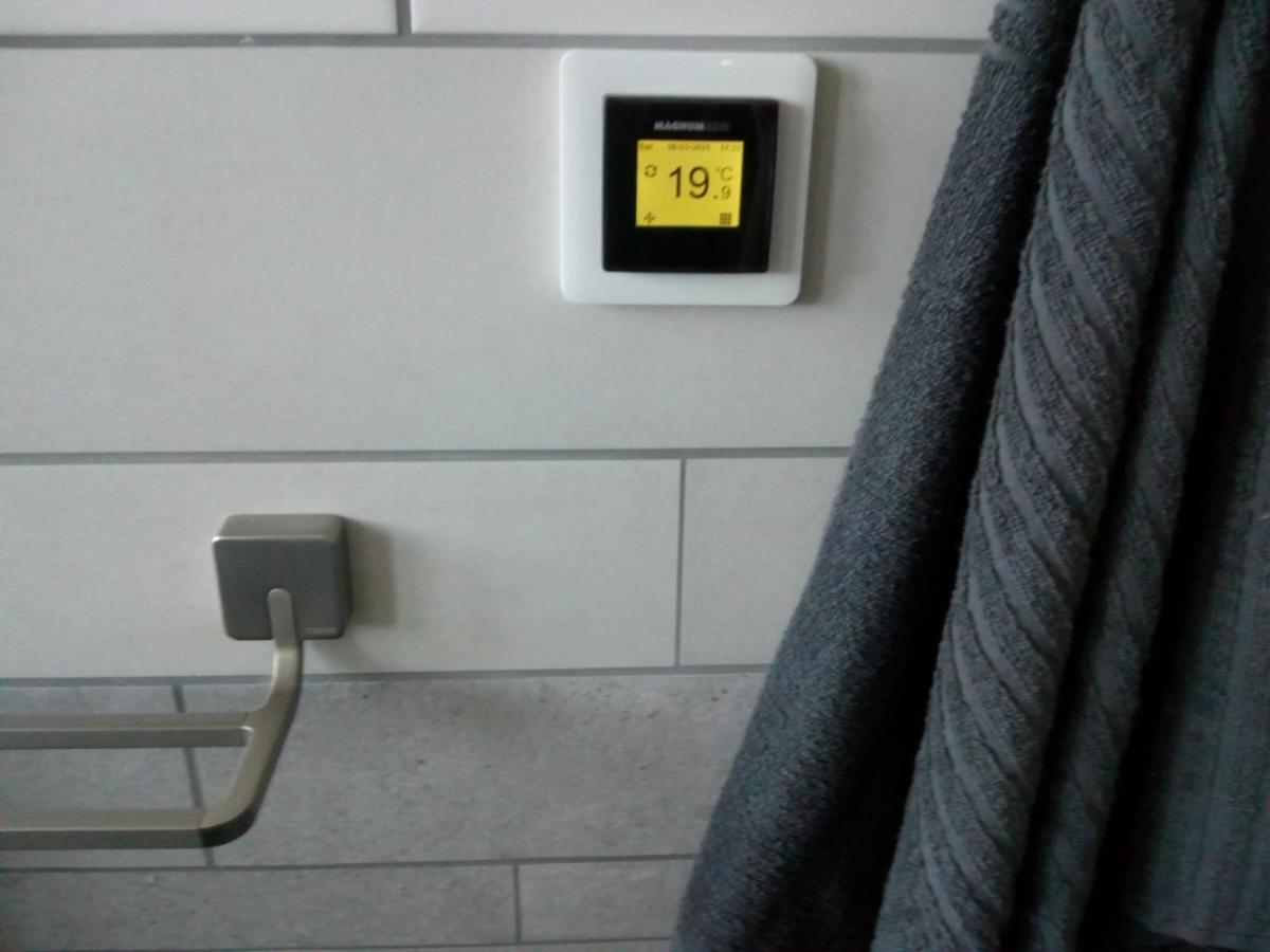 Homestay Aldo, Not For Parties, Not A Hotel, With Shared Bathroom, No Kitchen Amsterdam