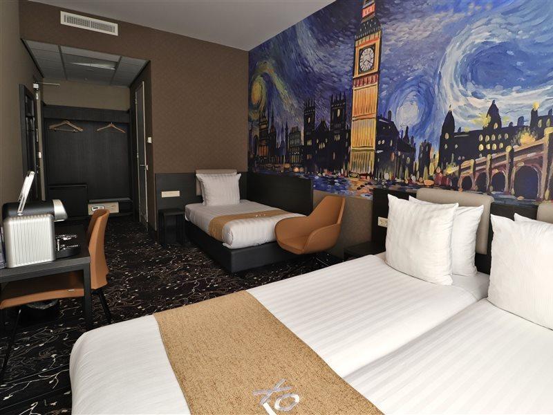 Gogh Hotel