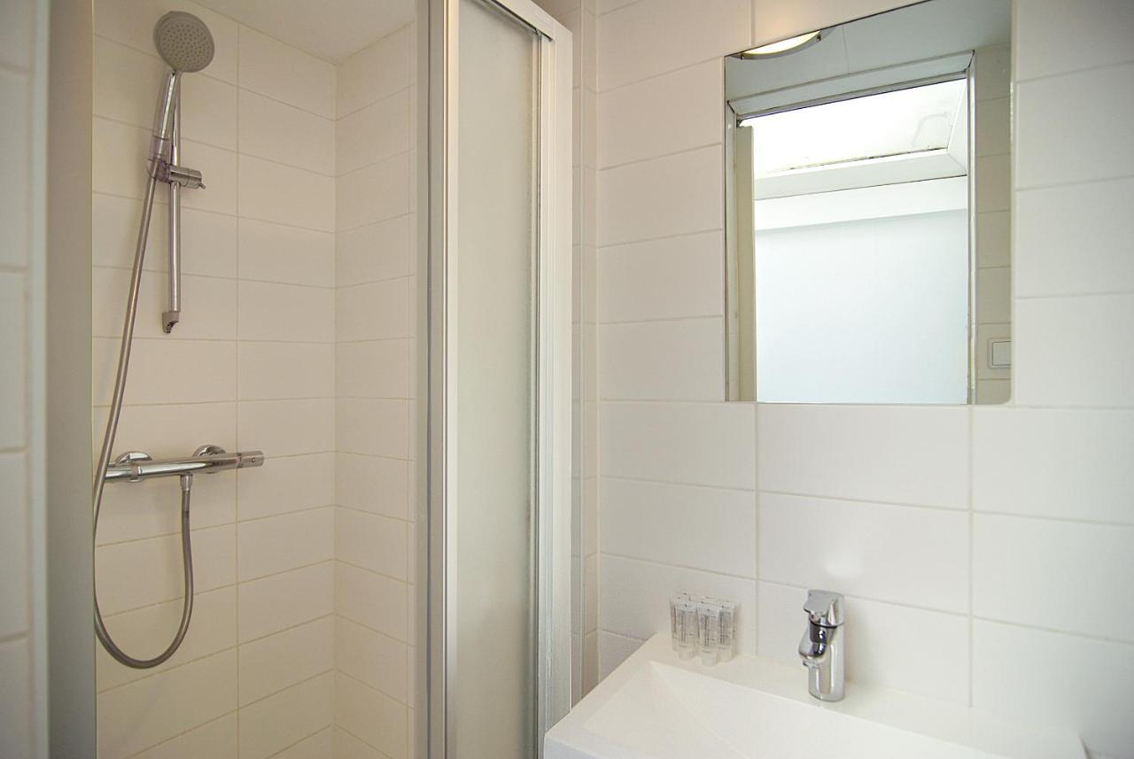 Cosy Right In The Center With Airco! Bed & Breakfast