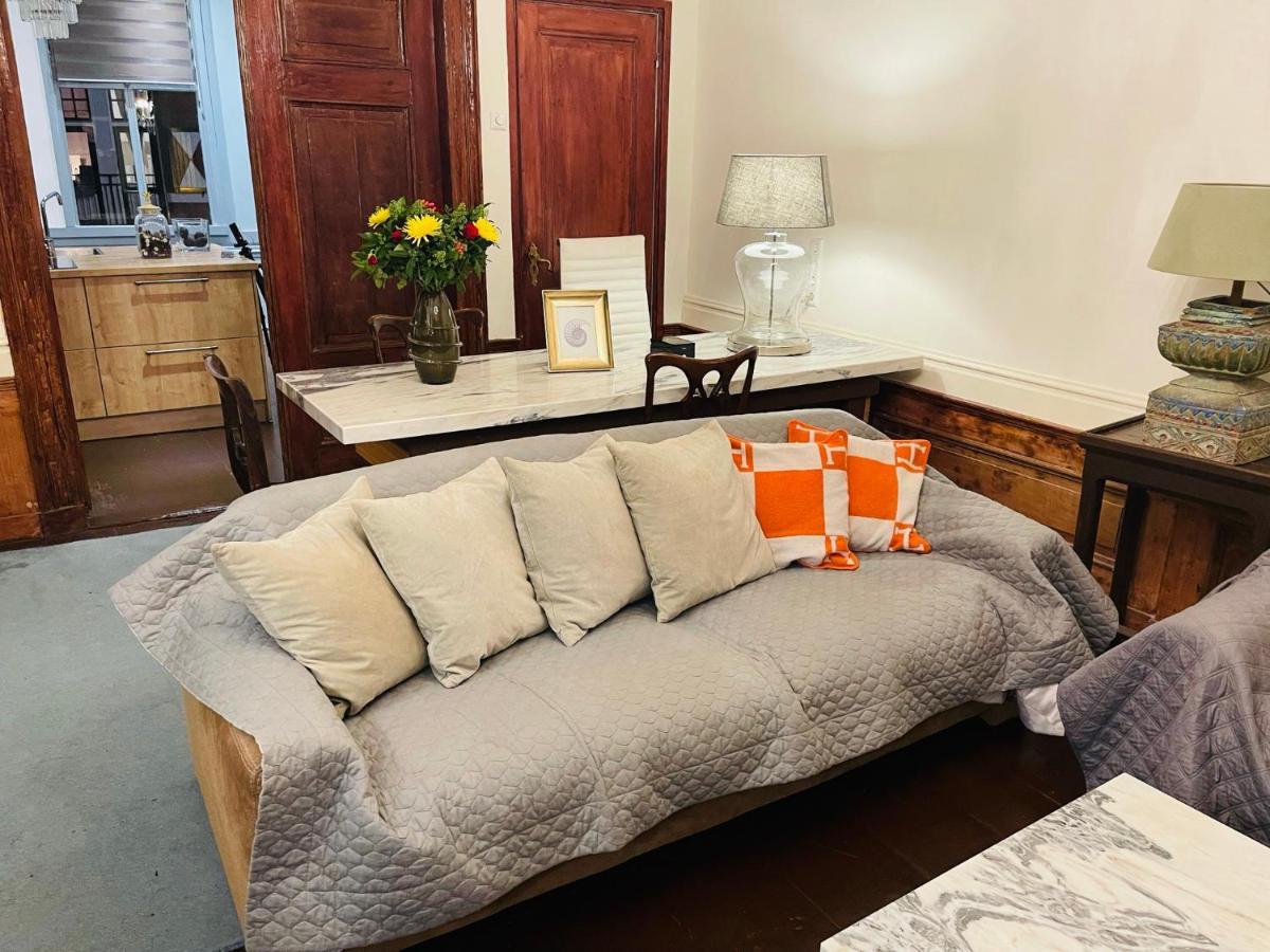Bed & Breakfast Red Light Historic Canal Island Center *
