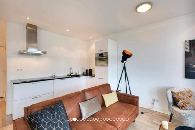 Holiday home Luxurious Canalview Apt With Patio Centre