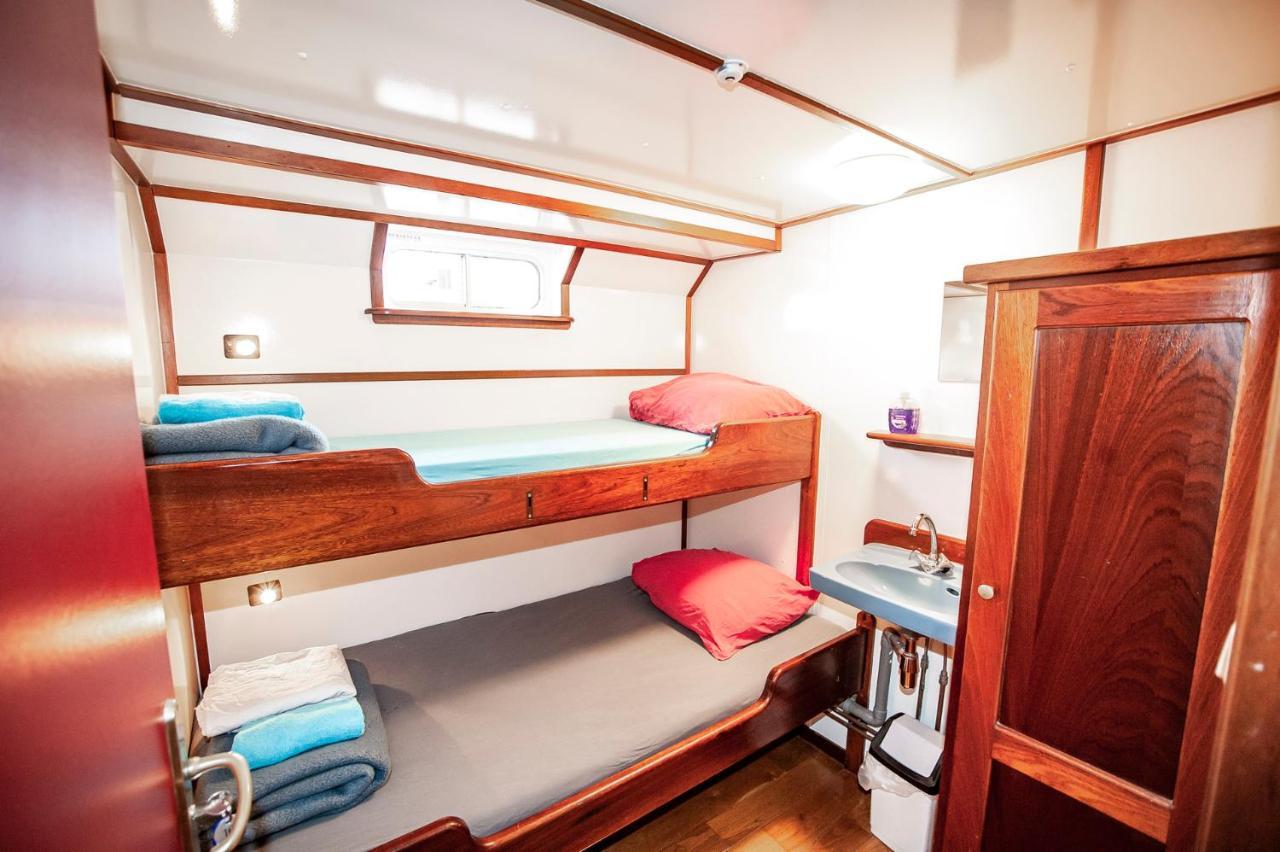 Hotelboat Amsterdam