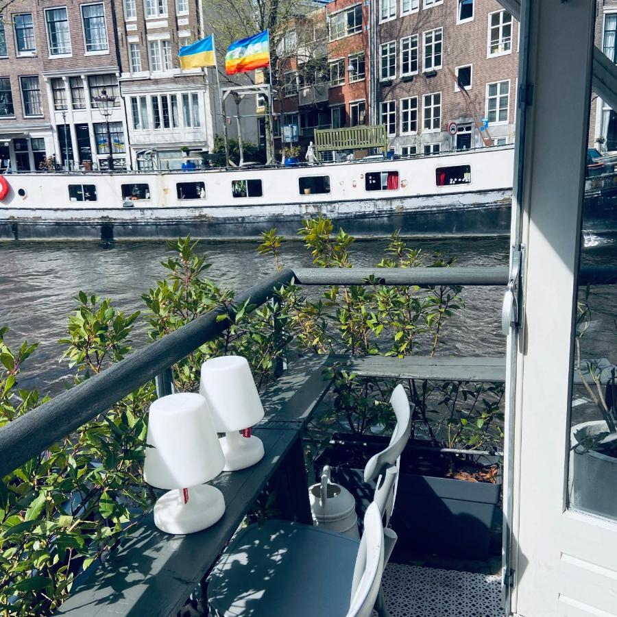 Bed & Breakfast Houseboat Bonnie Amsterdam