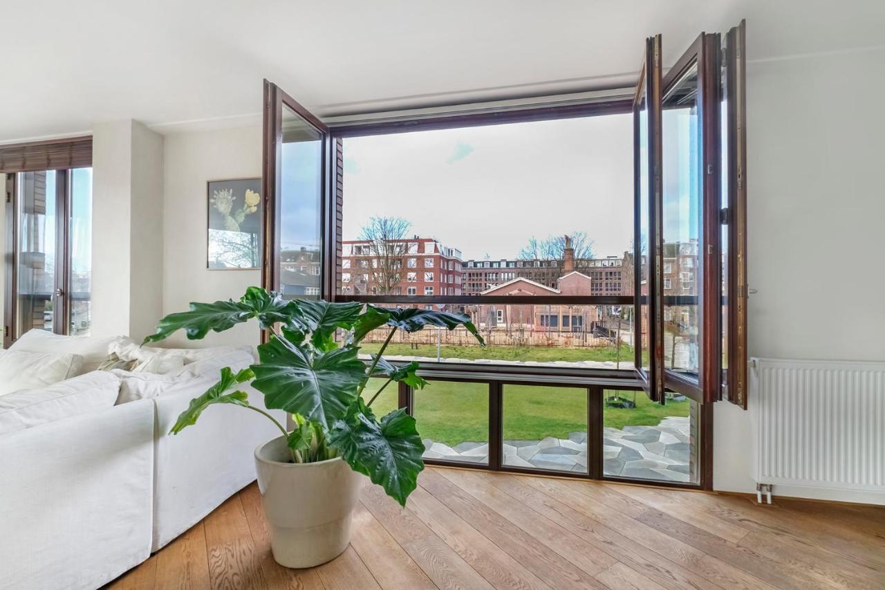 170m2 With Jacuzzi & Steam Bath In Center Of Apartment Amsterdam