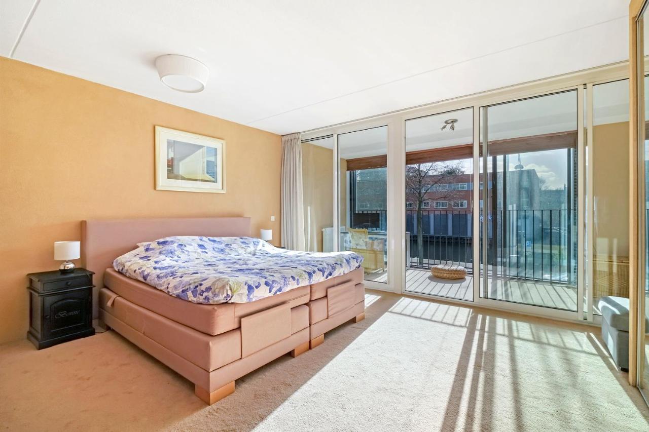 Apartment 170m2 With Jacuzzi & Steam Bath In Center Of Amsterdam