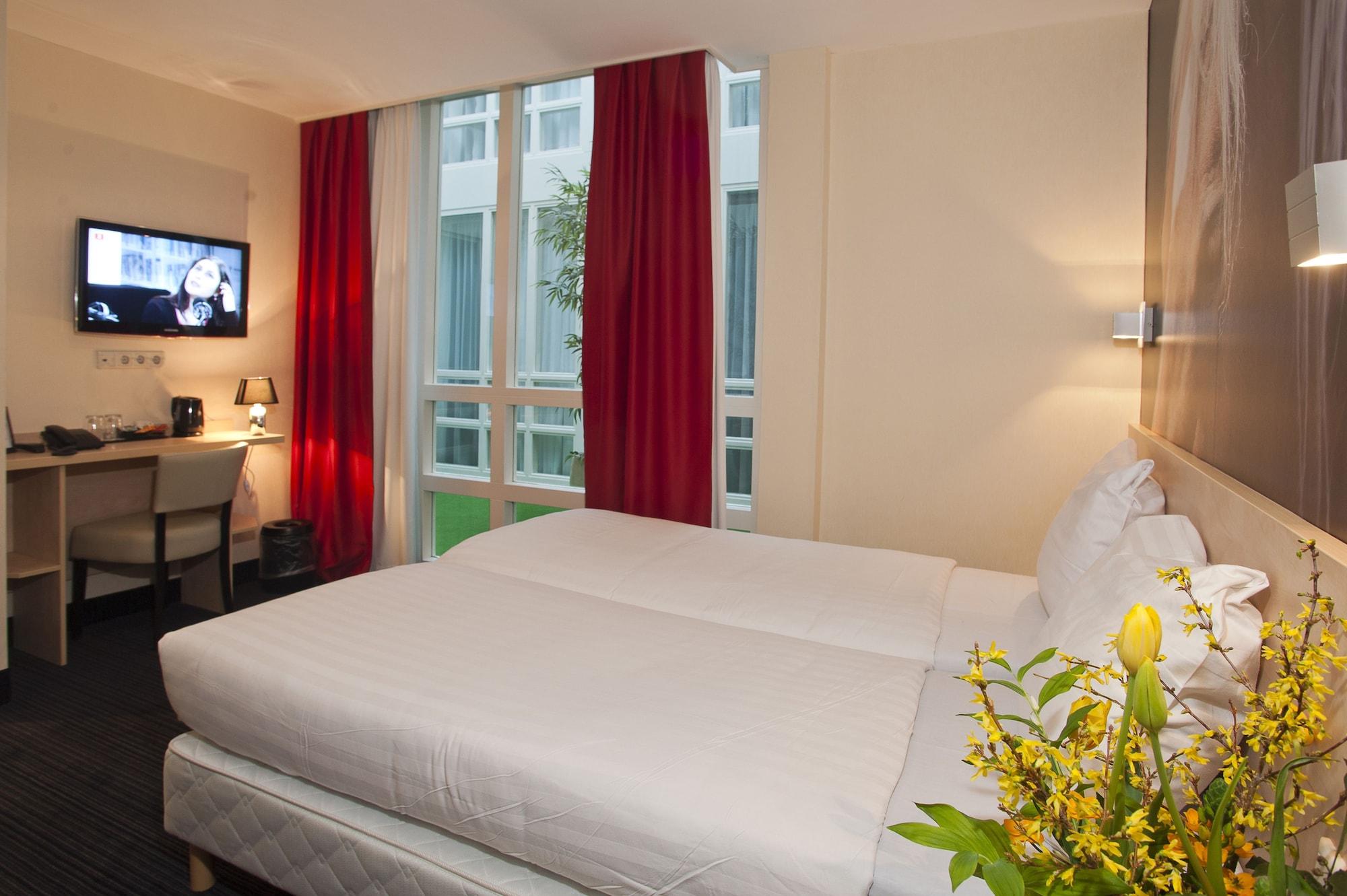 Hotel Iron Horse Leidse Square 3*