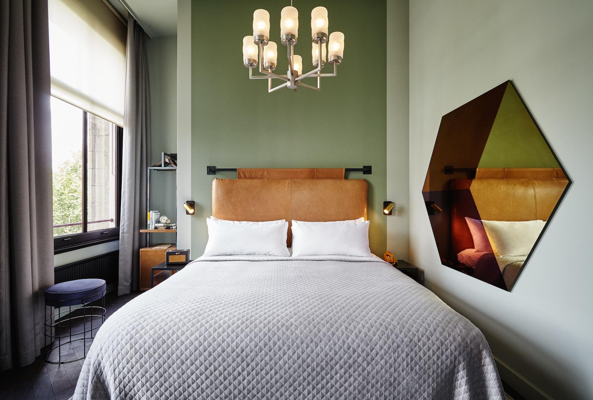 The Hoxton,