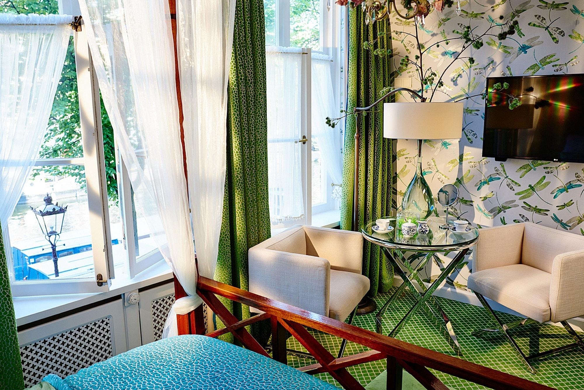 Hotel Estheréa 4*