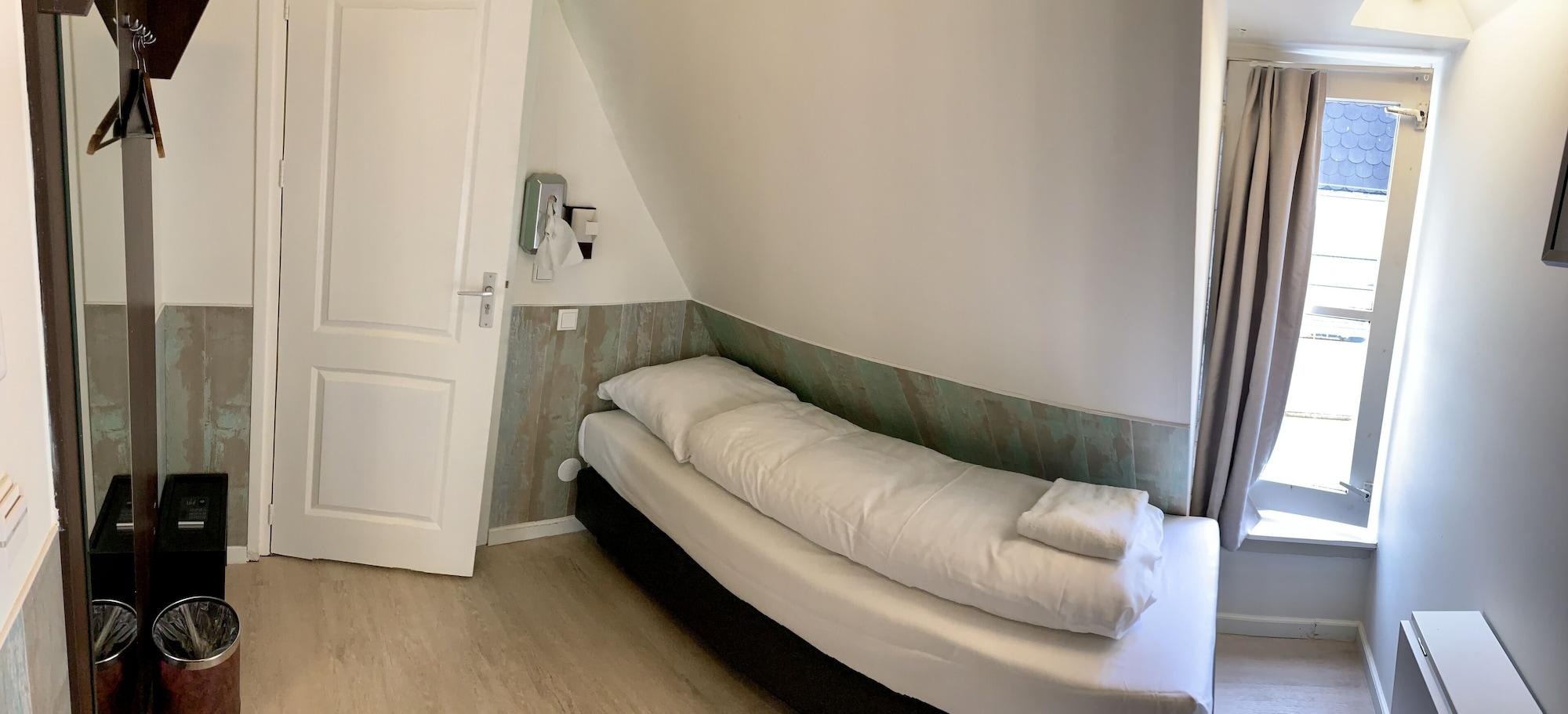 Damrak Hotel Amsterdam