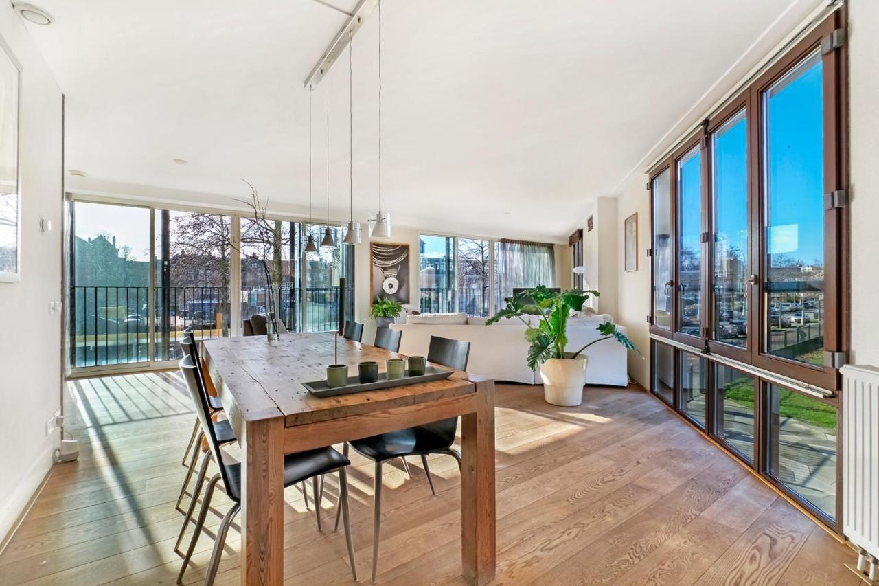 170m2 With Jacuzzi & Steam Bath In Center Of Amsterdam