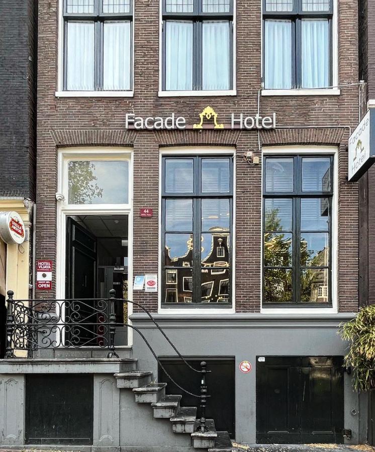 Facade 2*