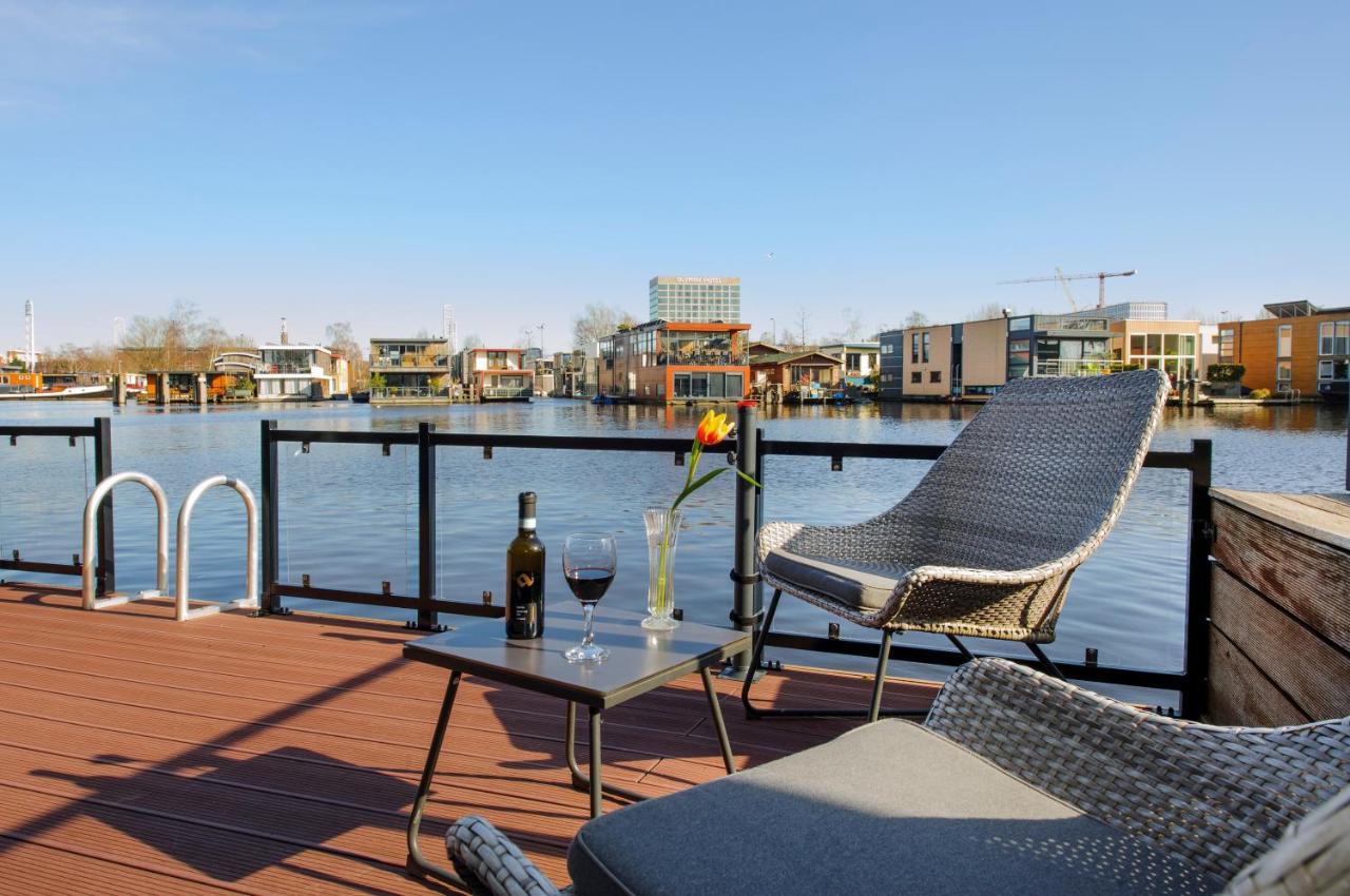 Houseboat With Canalview And Free Bikes Amsterdam