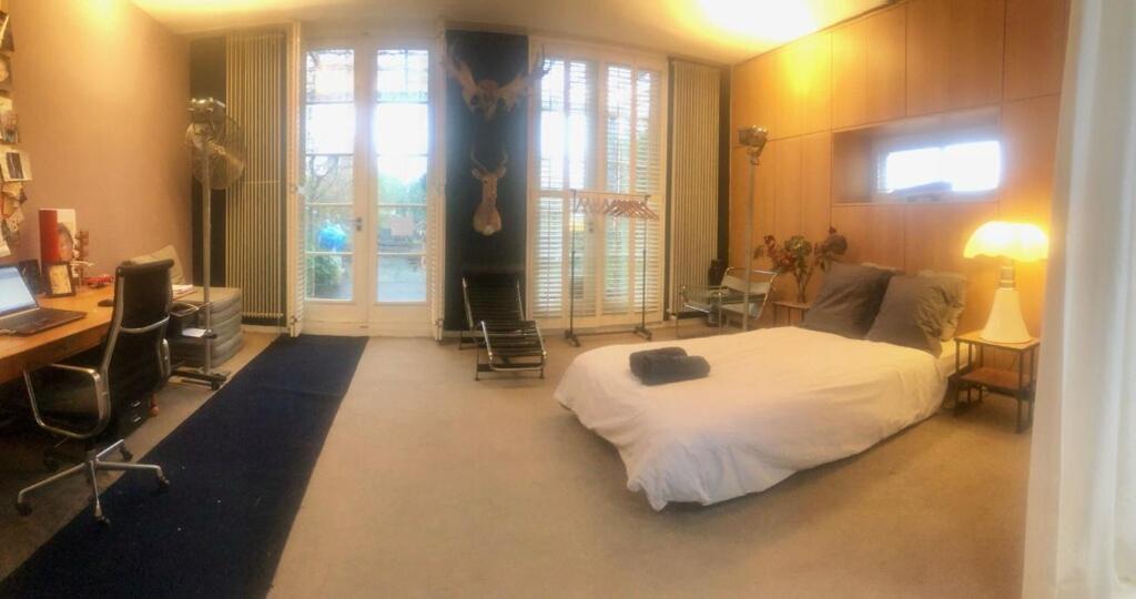 Apartment Elegant Penthouse Loft Of 250 M2 In Centre With Huge Roofgarden 80 M2 *