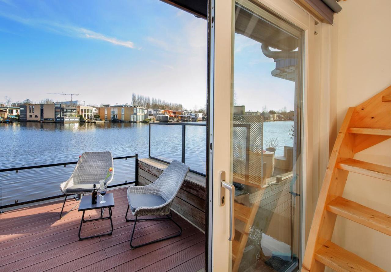 Houseboat With Canalview And Free Bikes