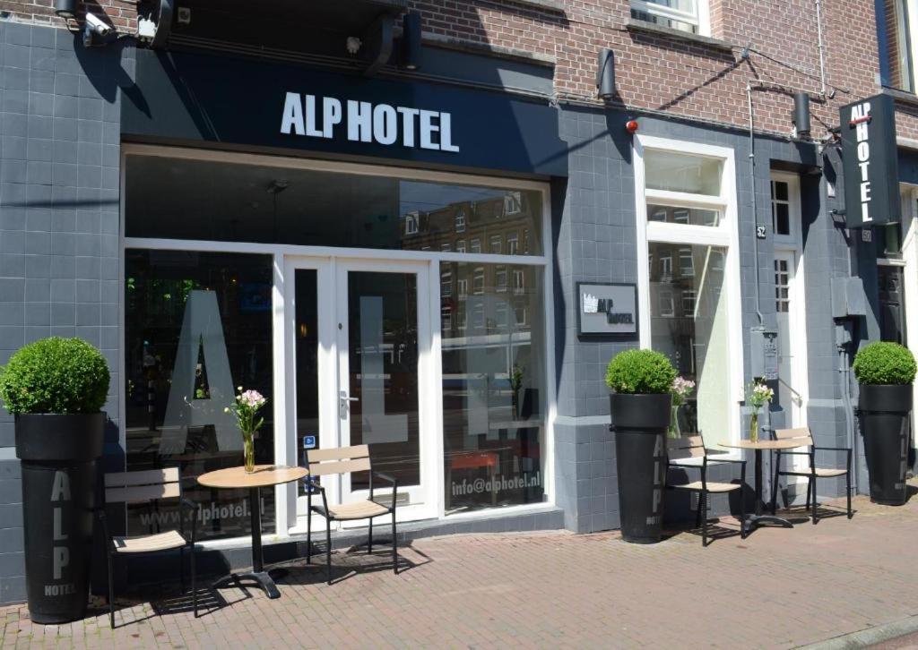 Alp Hotel 2*