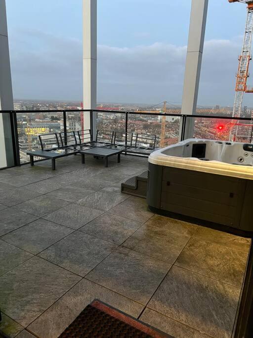 Apartment Mooi Penthouse Met Jacuzzi