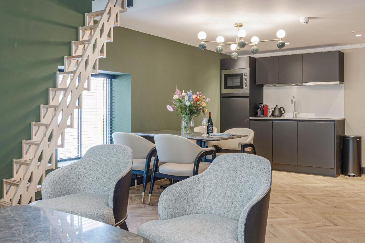 Bens The Walton Apartment