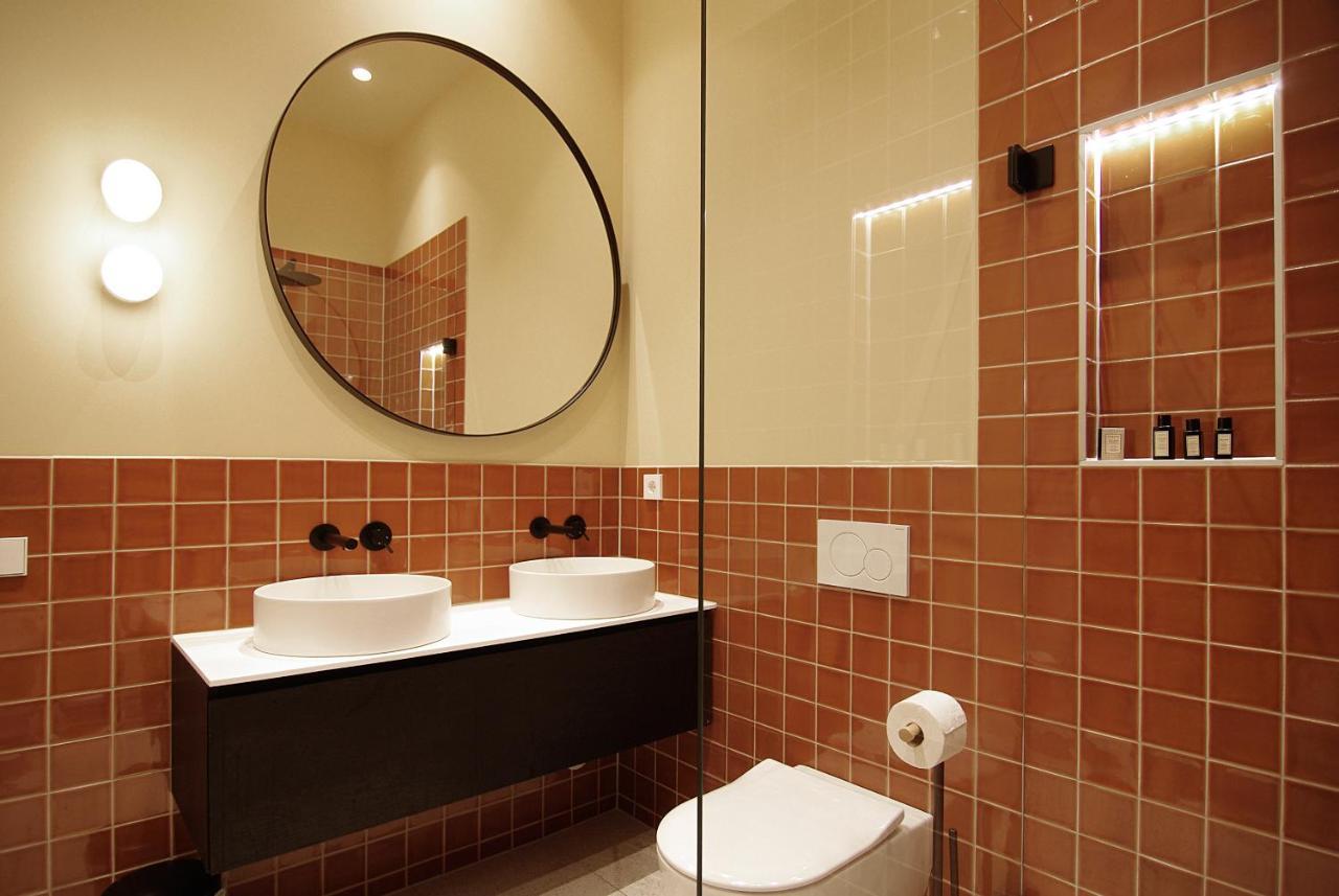 Luxurious In Vondelpark/museum District Bed & Breakfast 2*