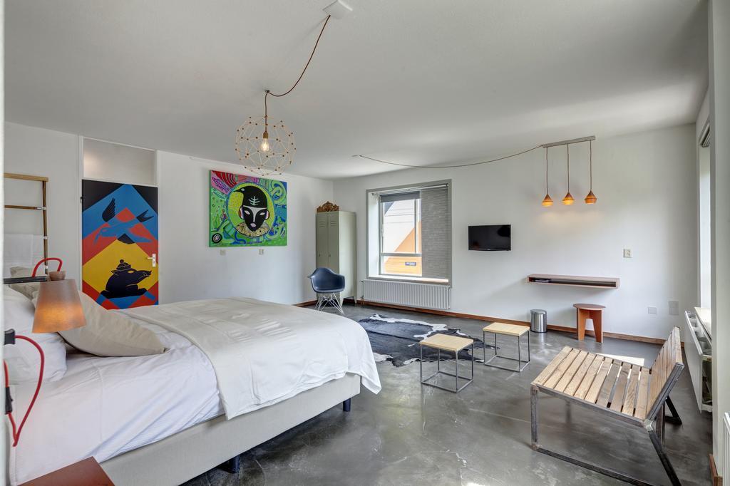 Hotel Zuid Oost Heesterveld / Zoh Amsterdam