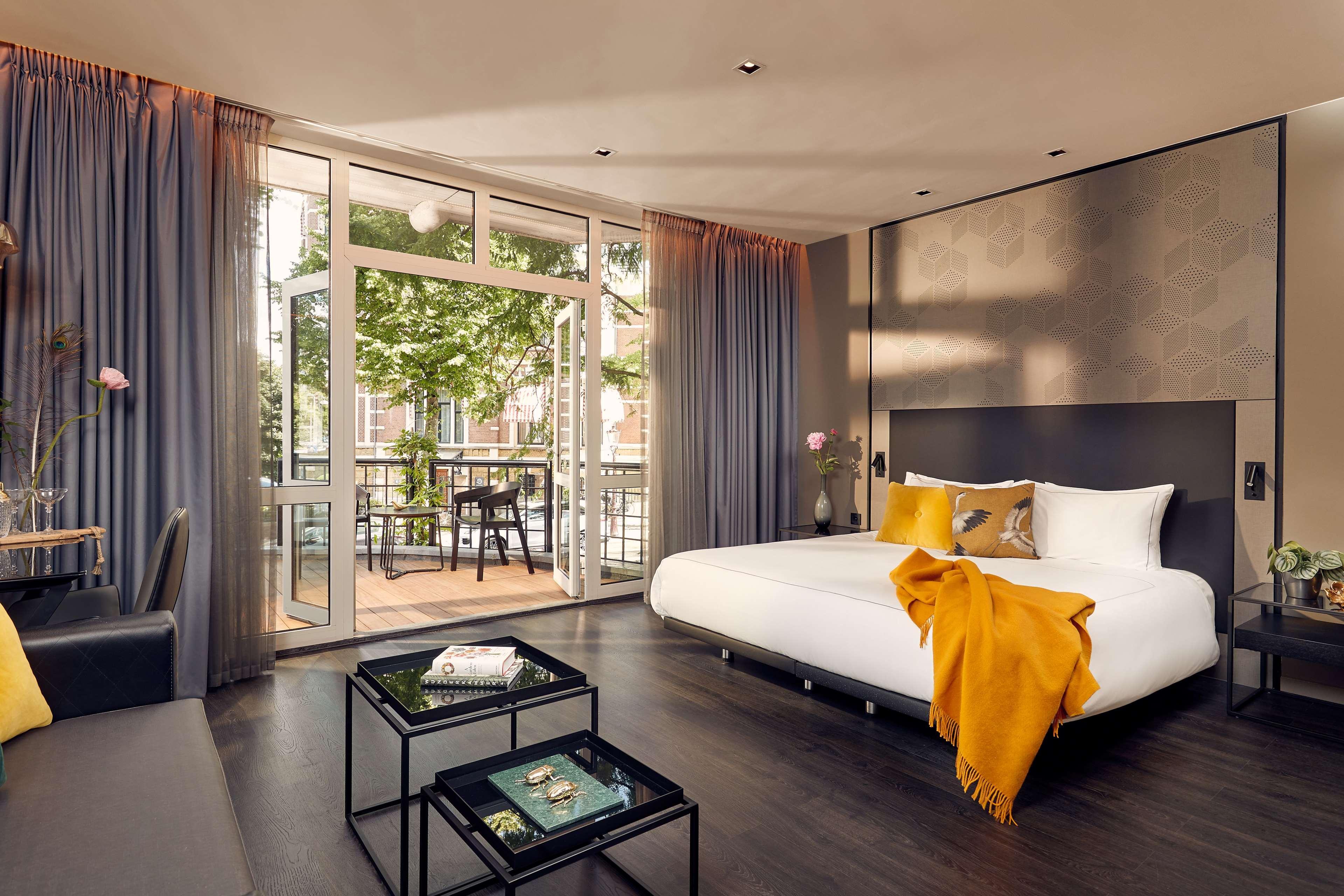 Hotel Park Plaza Vondelpark 4*