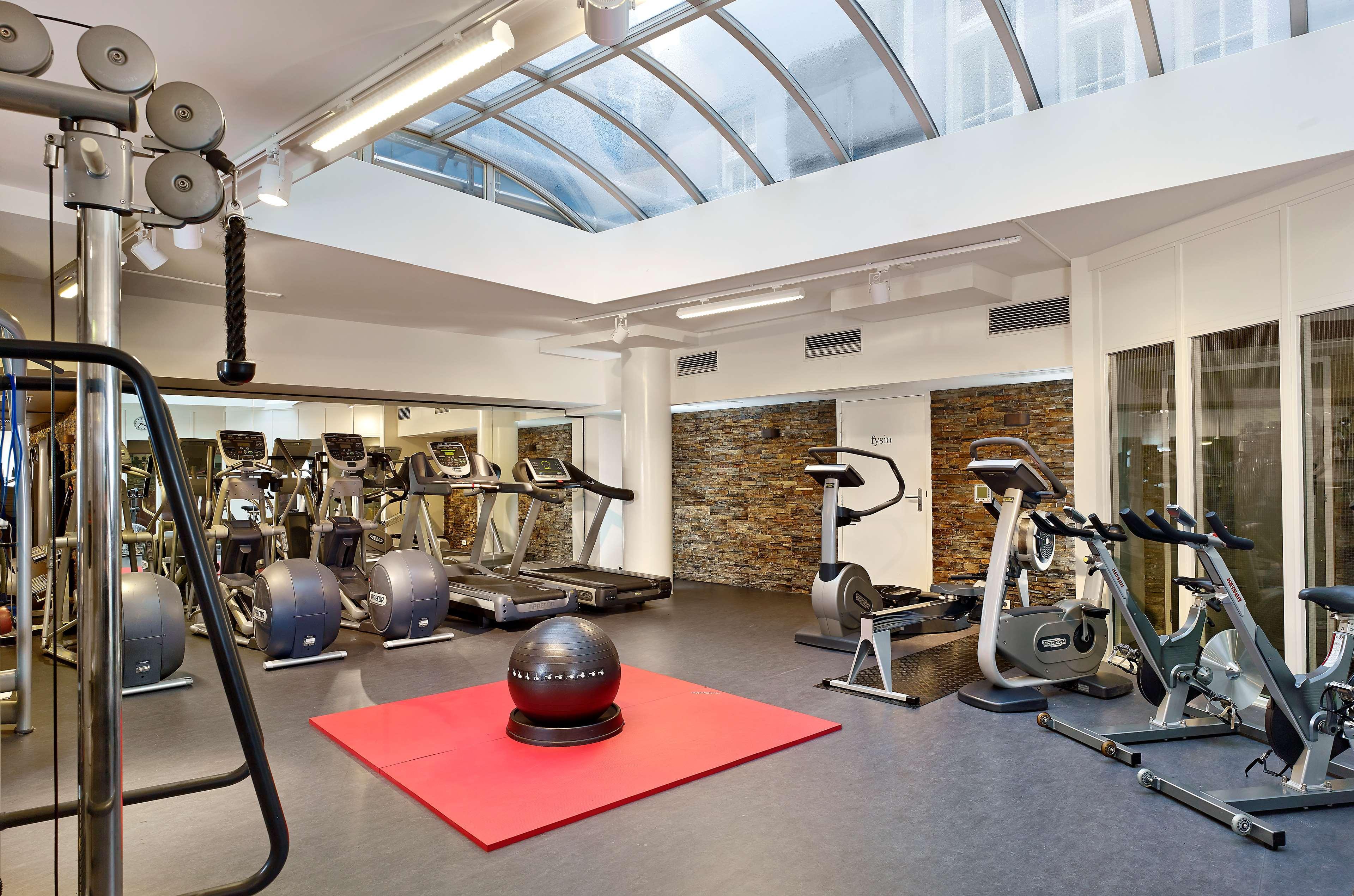 Hotel Park Plaza Victoria 4*