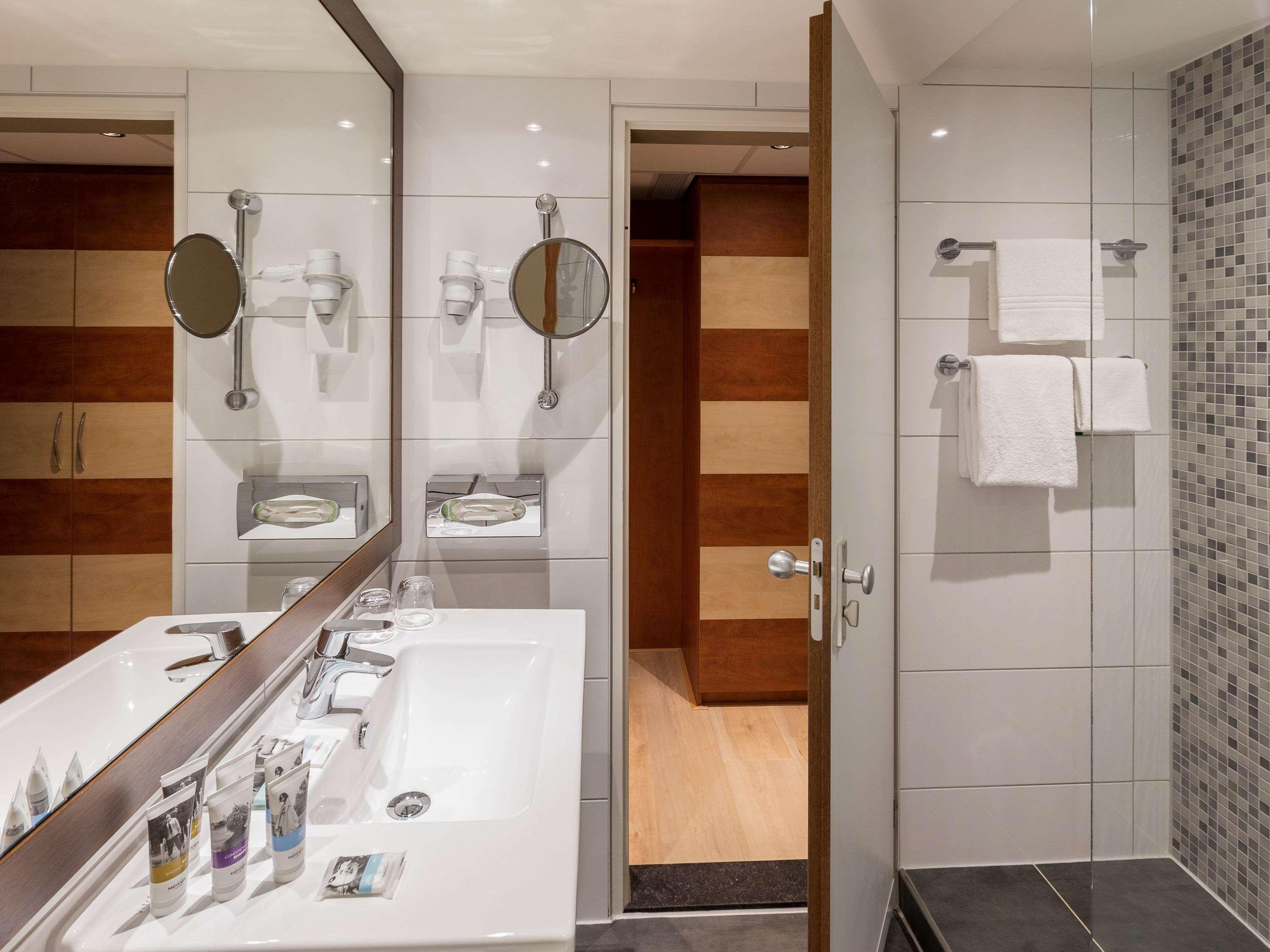 Mercure West Hotel