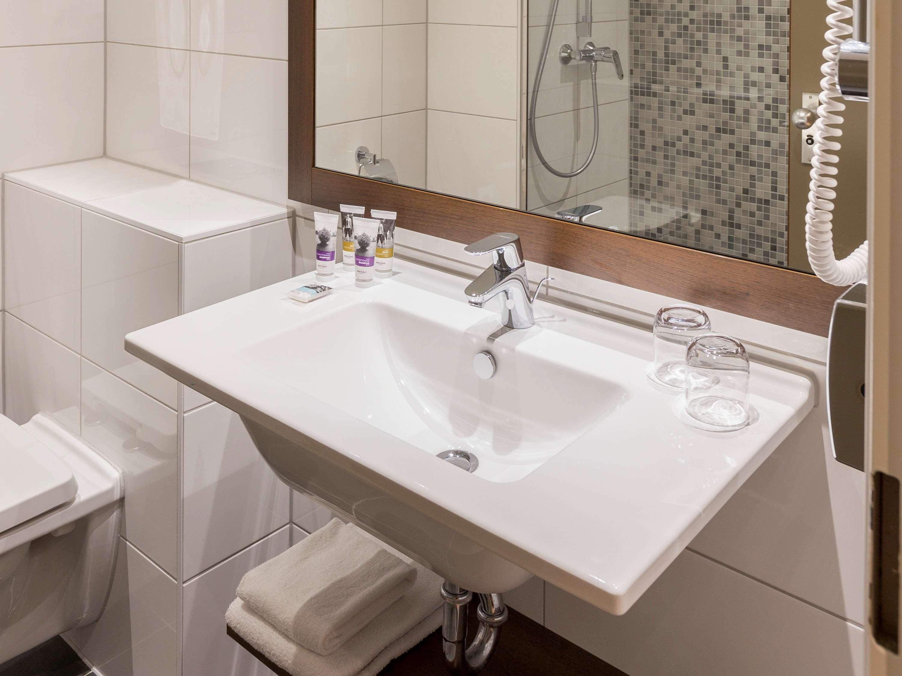 Hotel Mercure West 4*