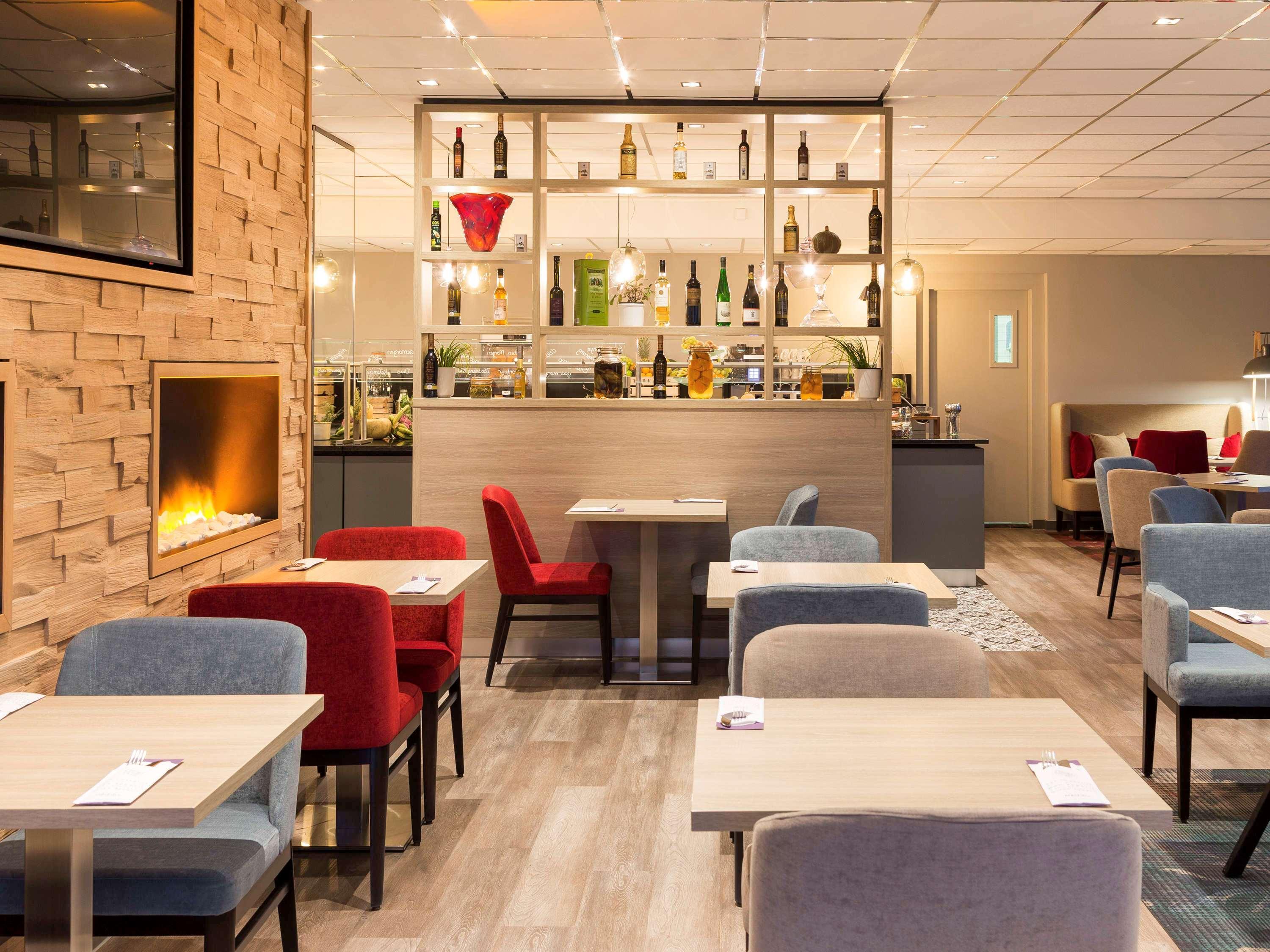 Mercure West 4*