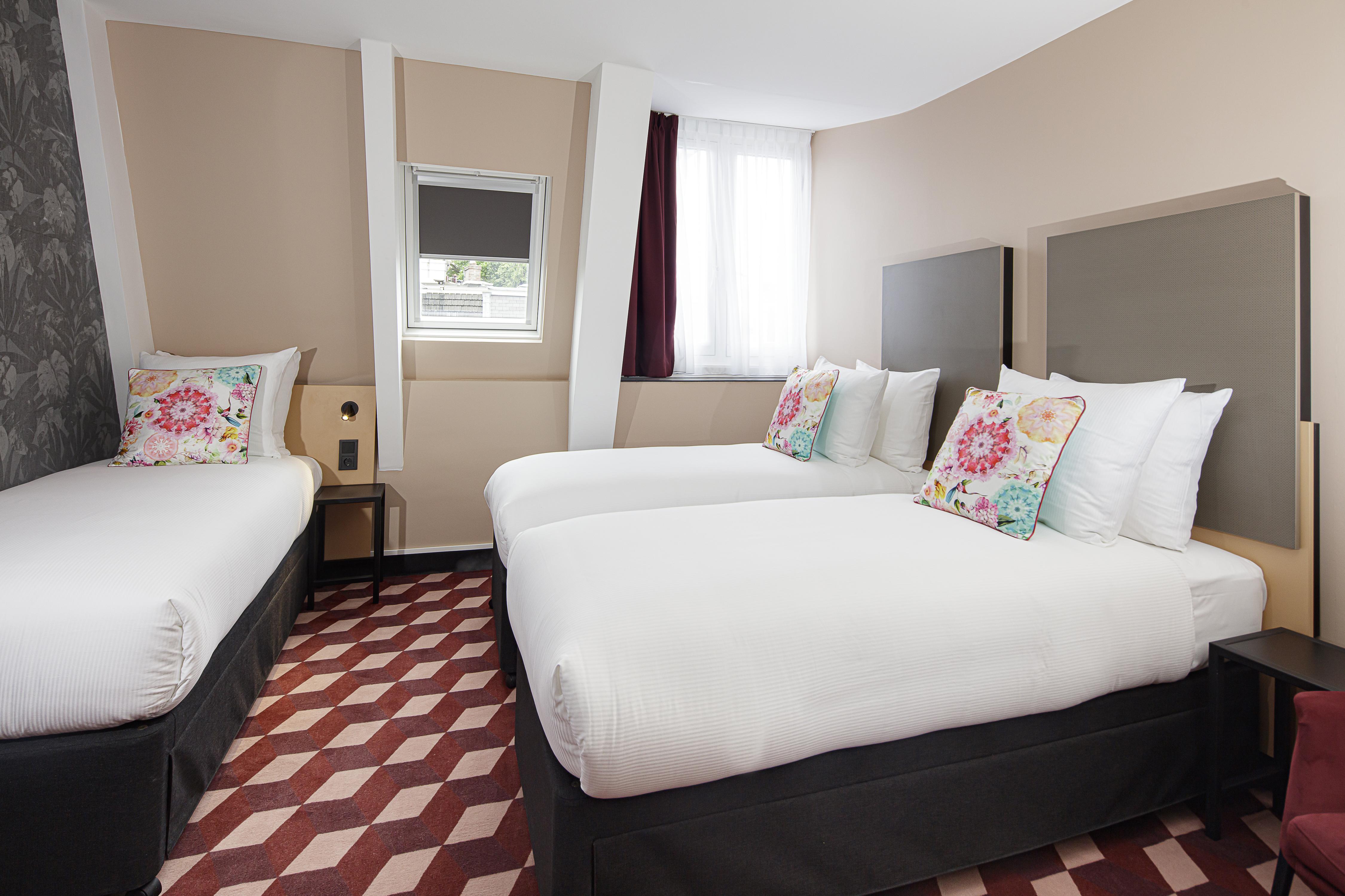 De Paris Hotel 3*