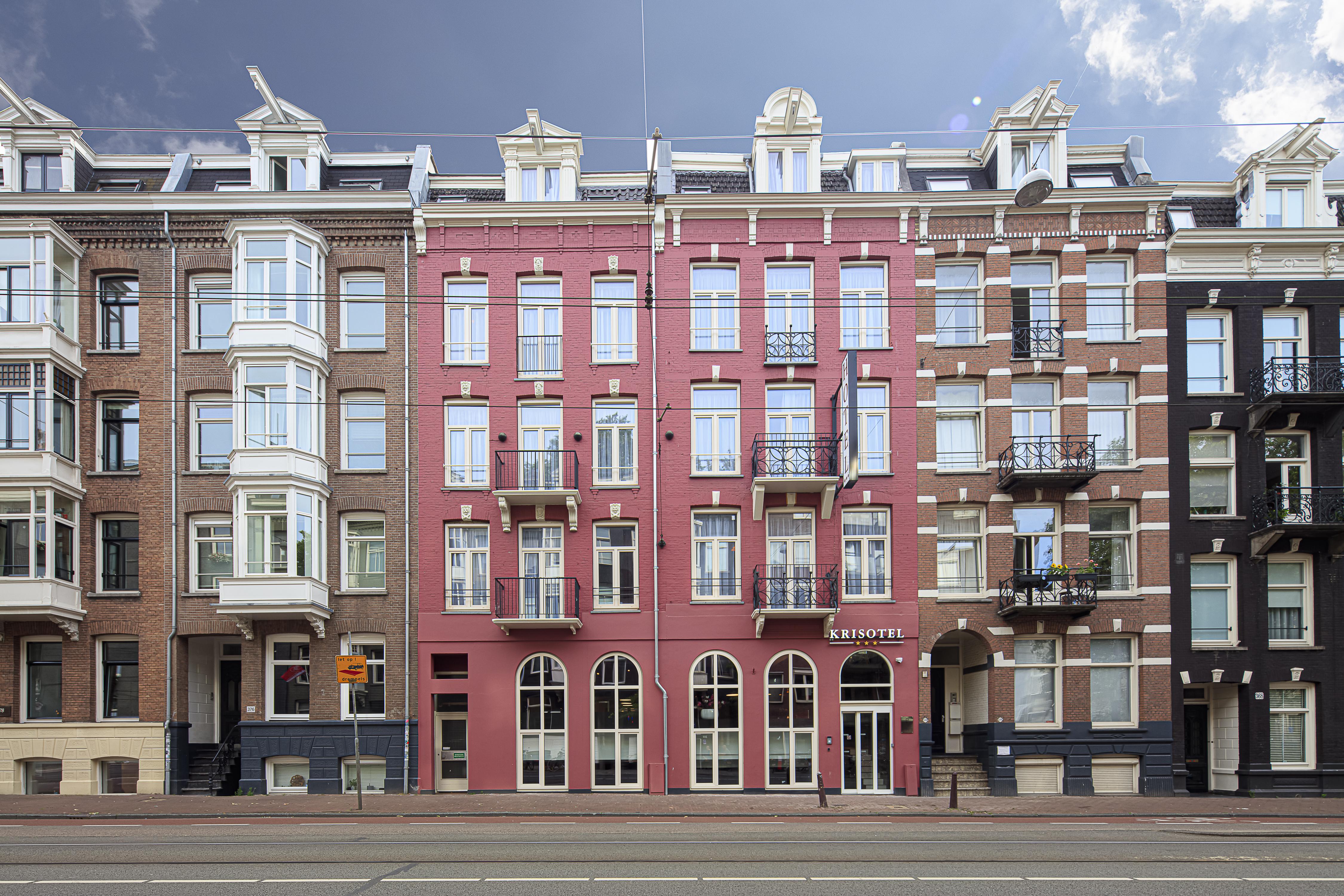 De Paris Hotel 3*