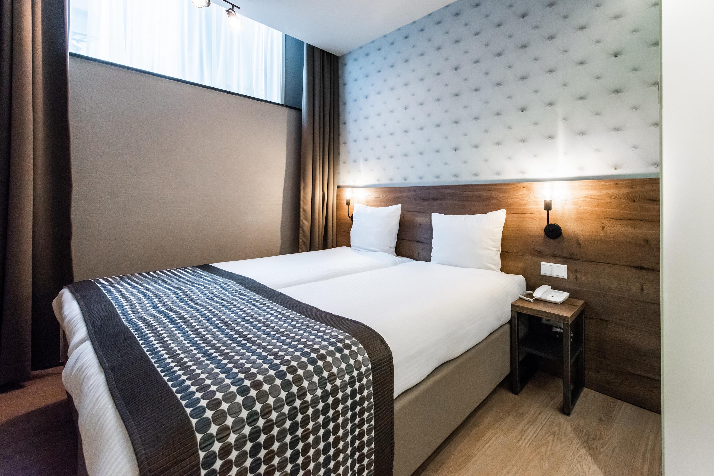 Melrose Hotel