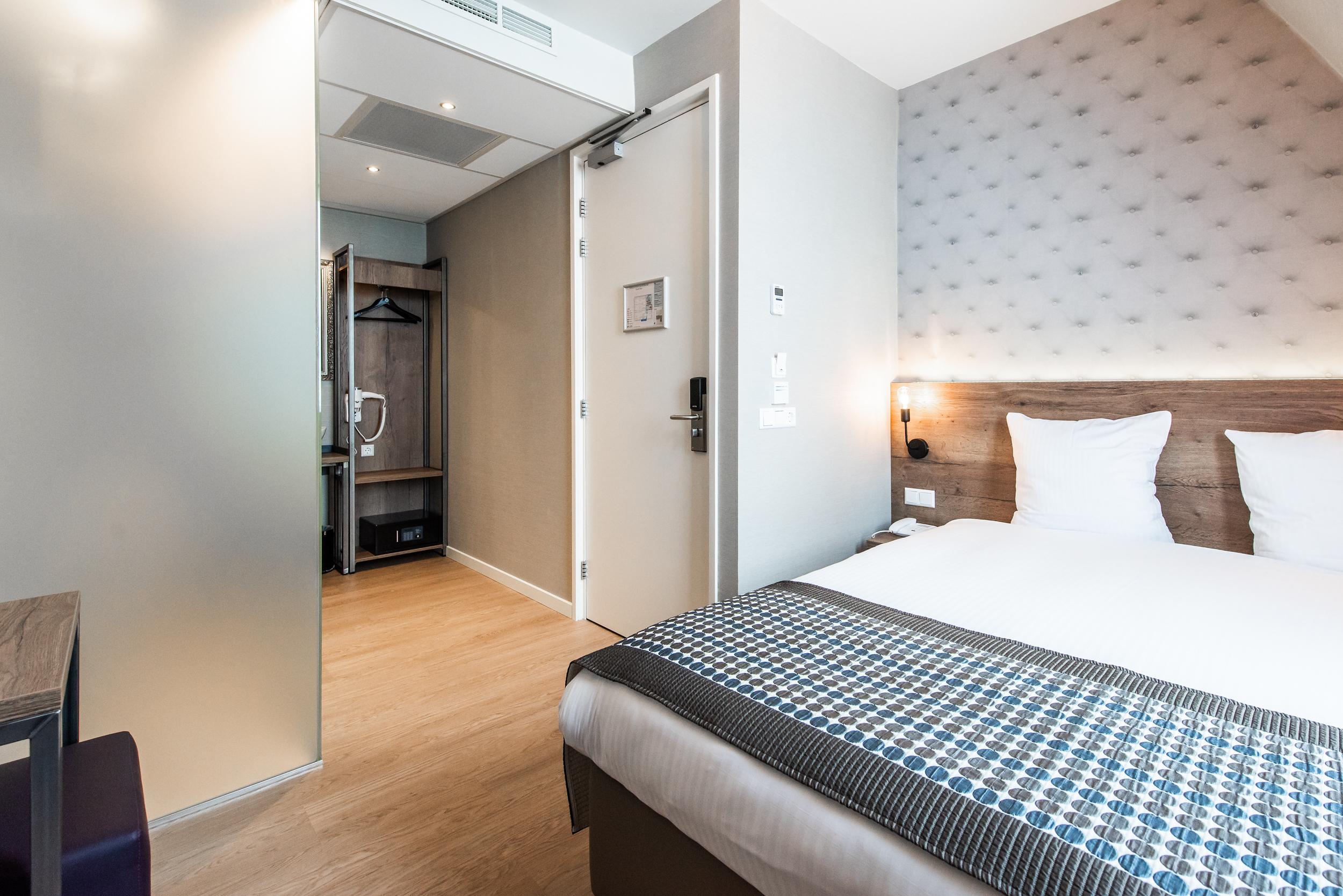 Melrose Hotel 3*