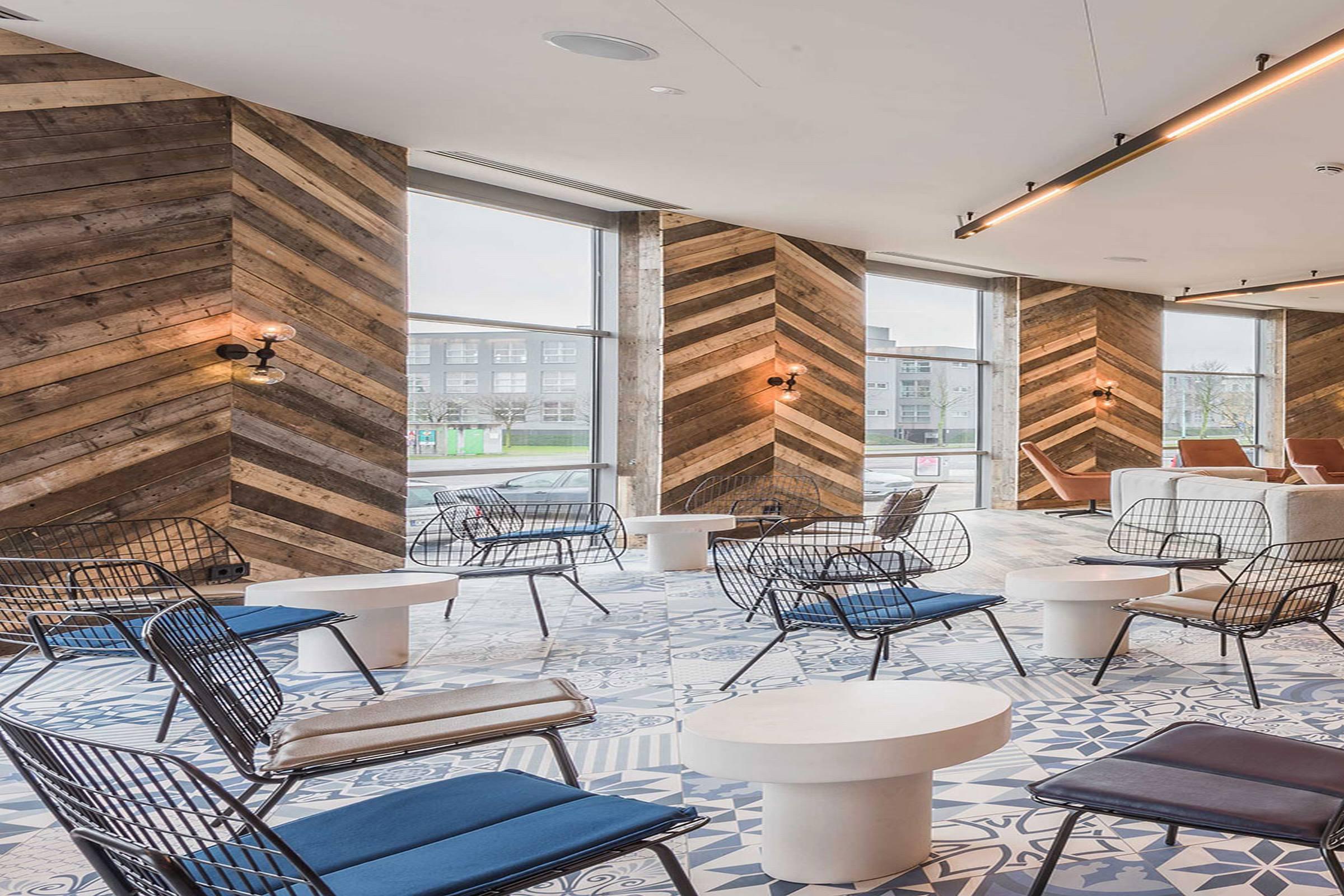Hotel Urban 4*