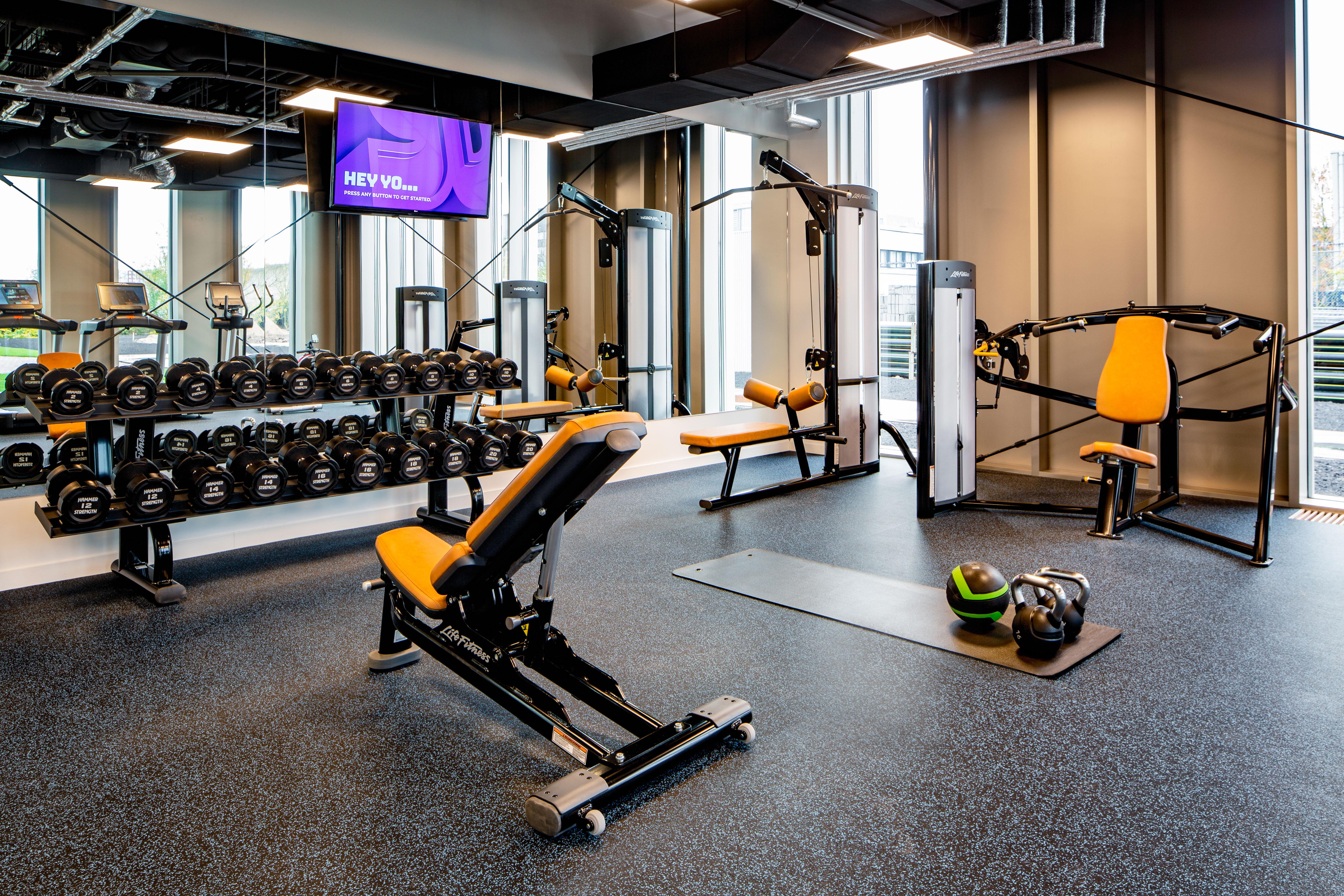 Yotel Hotel 4*