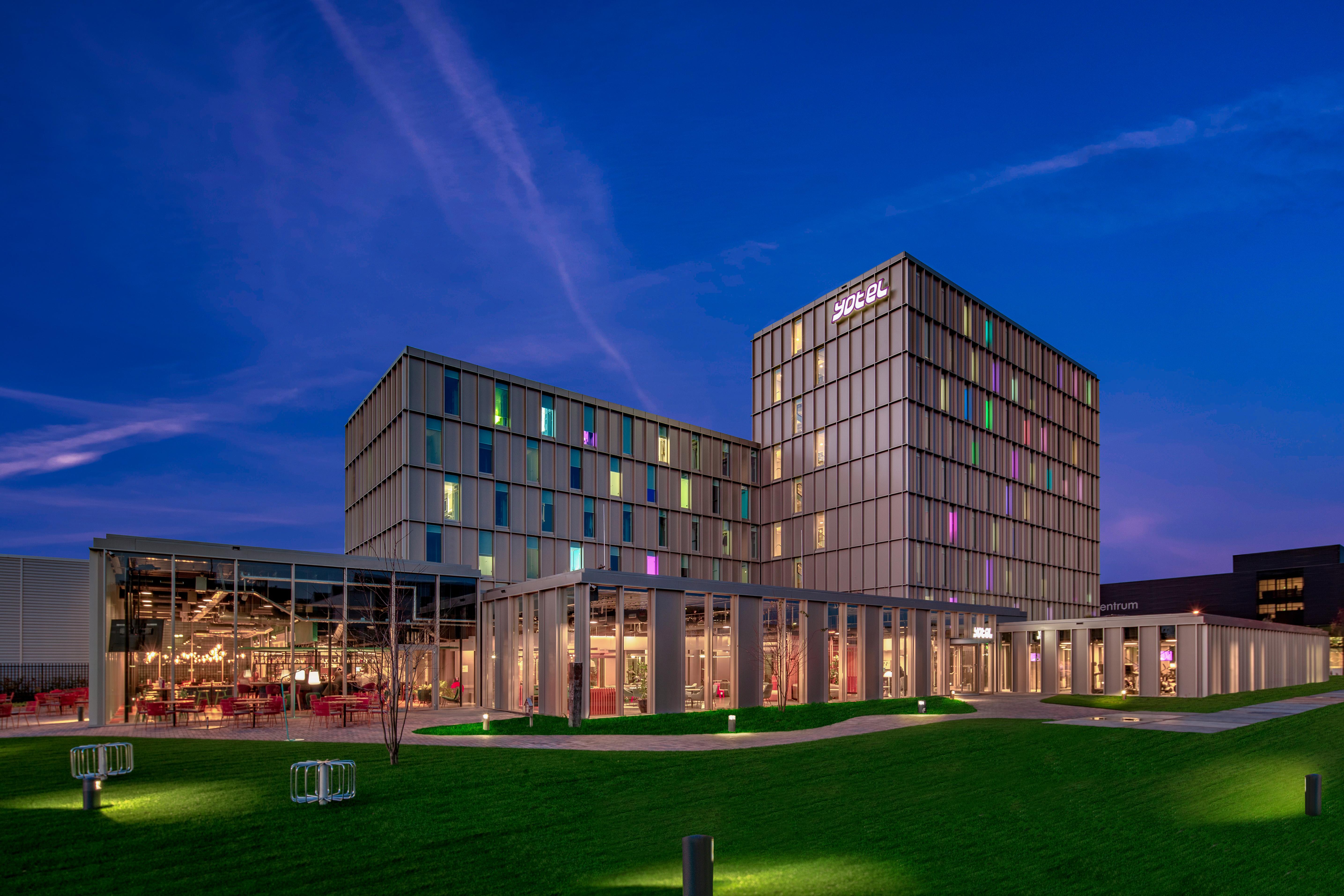 Yotel 4* Amsterdam