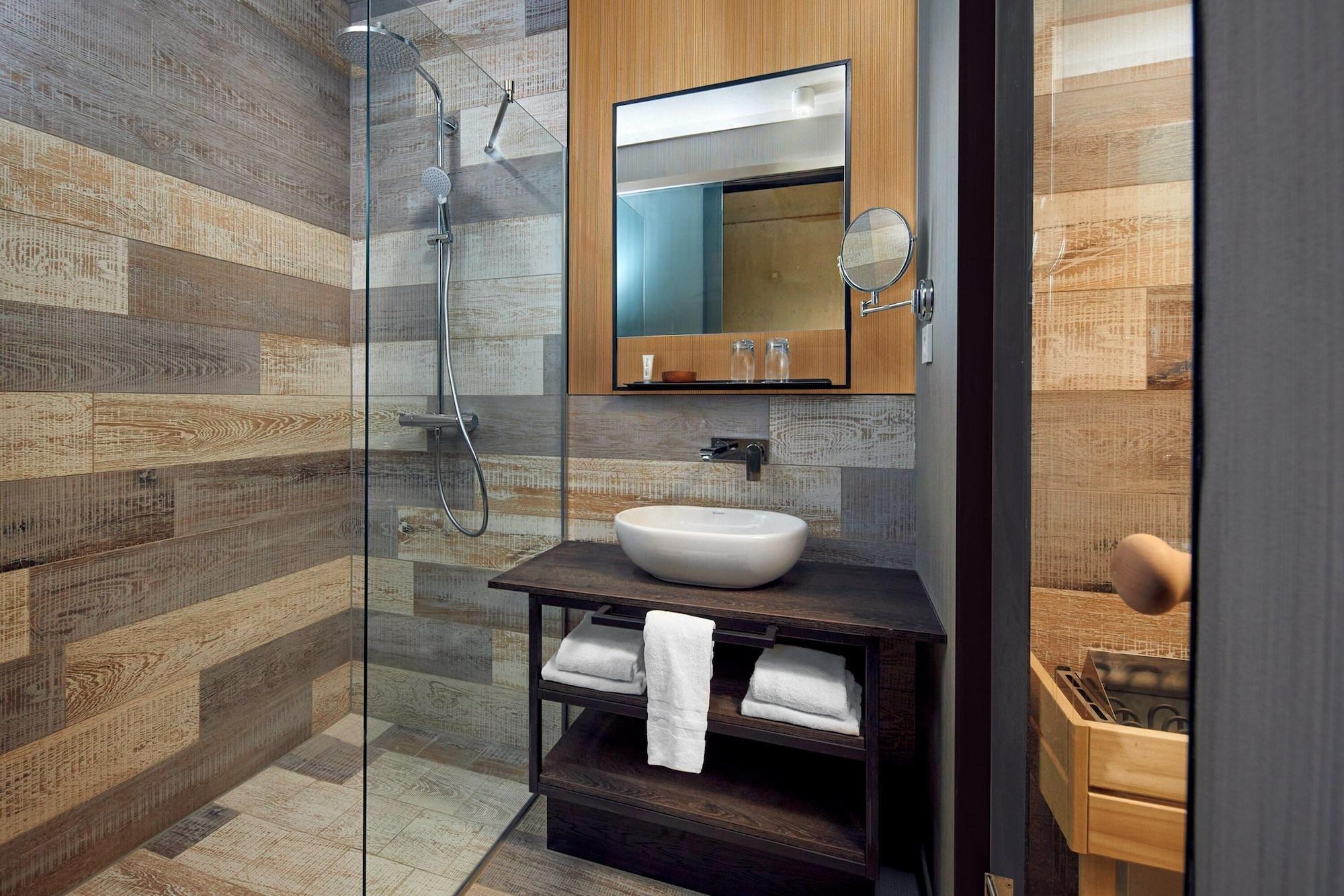 Inntel Landmark Hotel 4*