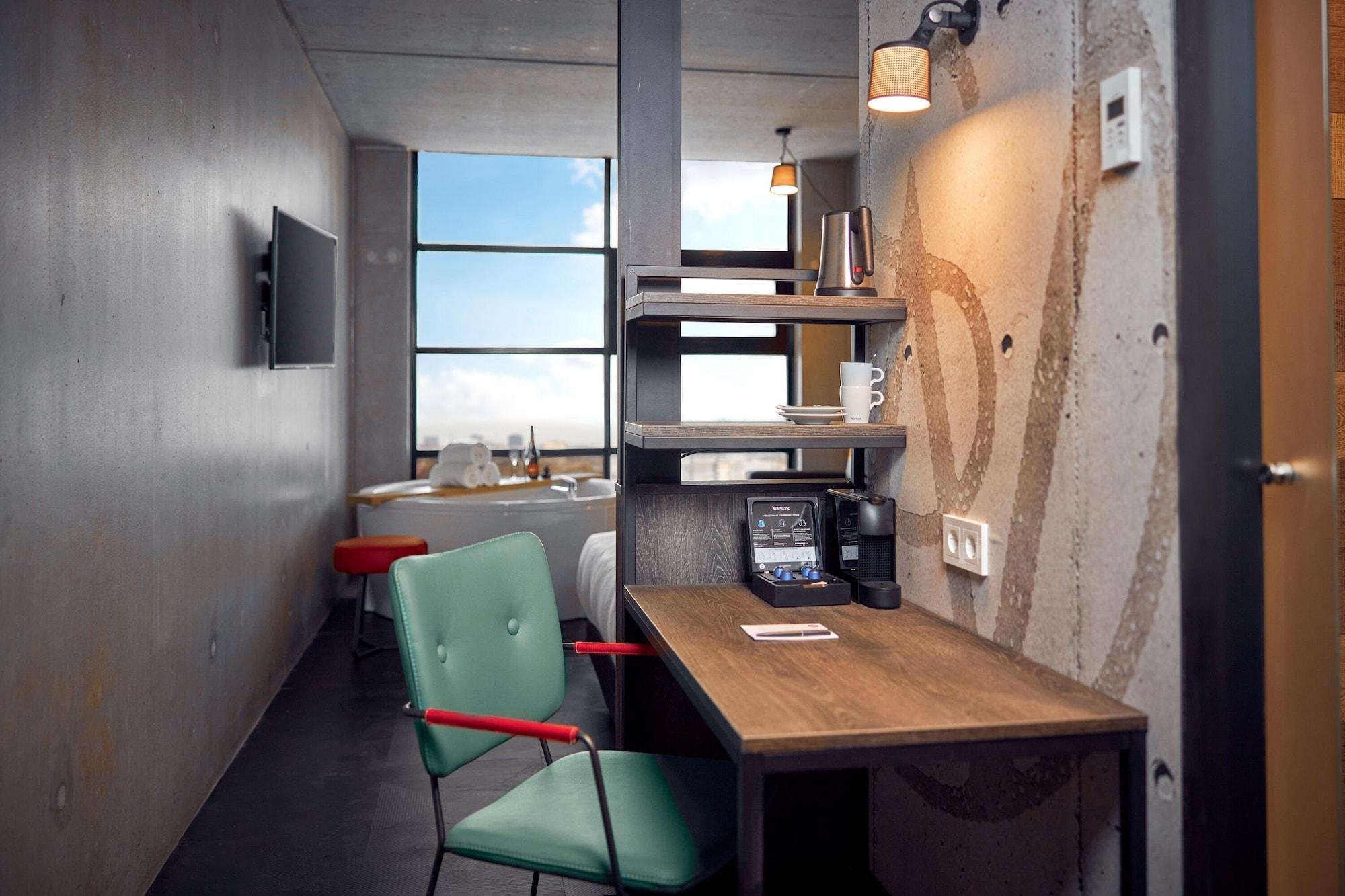 Inntel Landmark 4*
