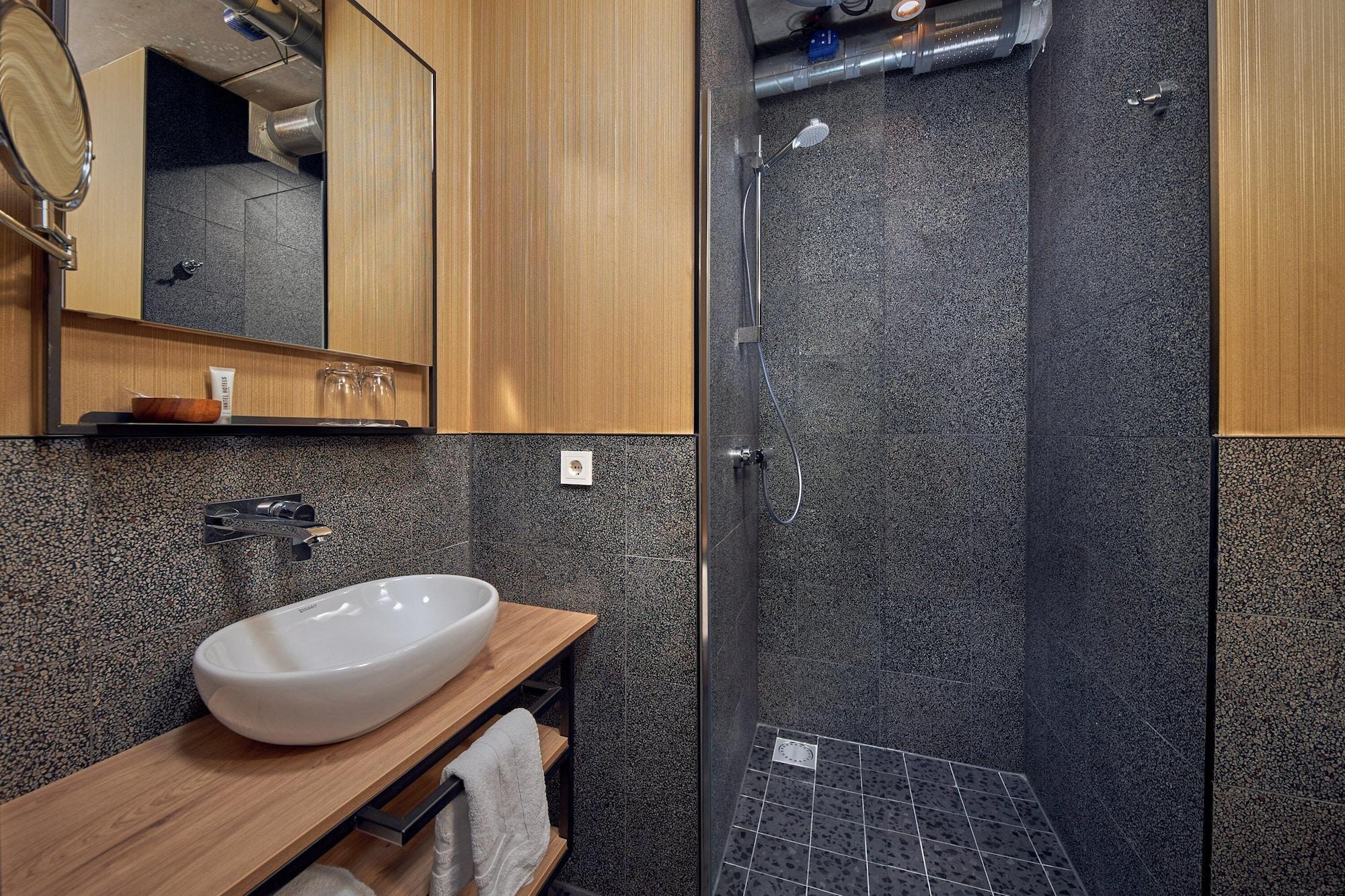 Hotel Inntel Landmark 4*