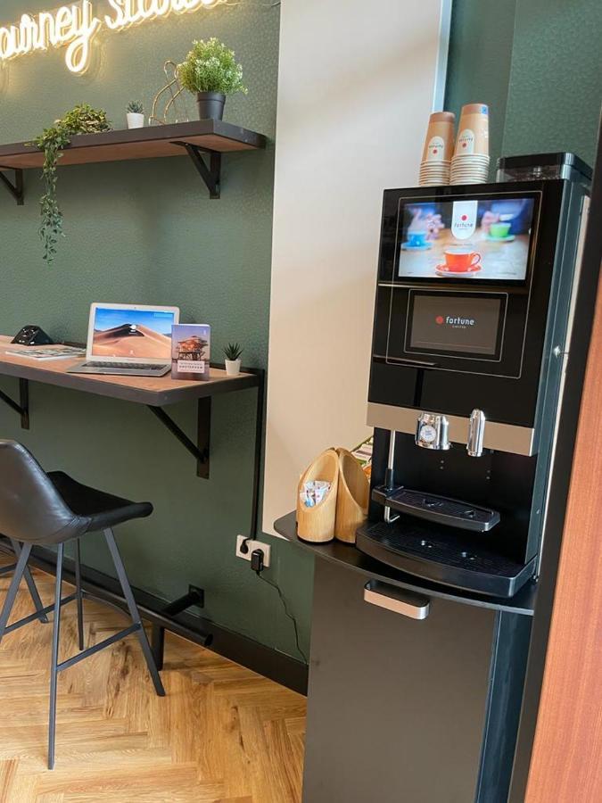 Bens The Walton Apartment Amsterdam