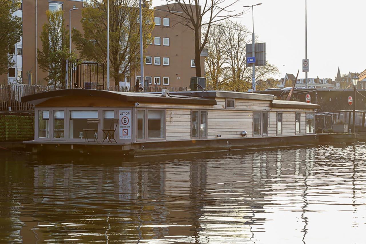 Bed & Breakfast Houseboat Next To Amstel