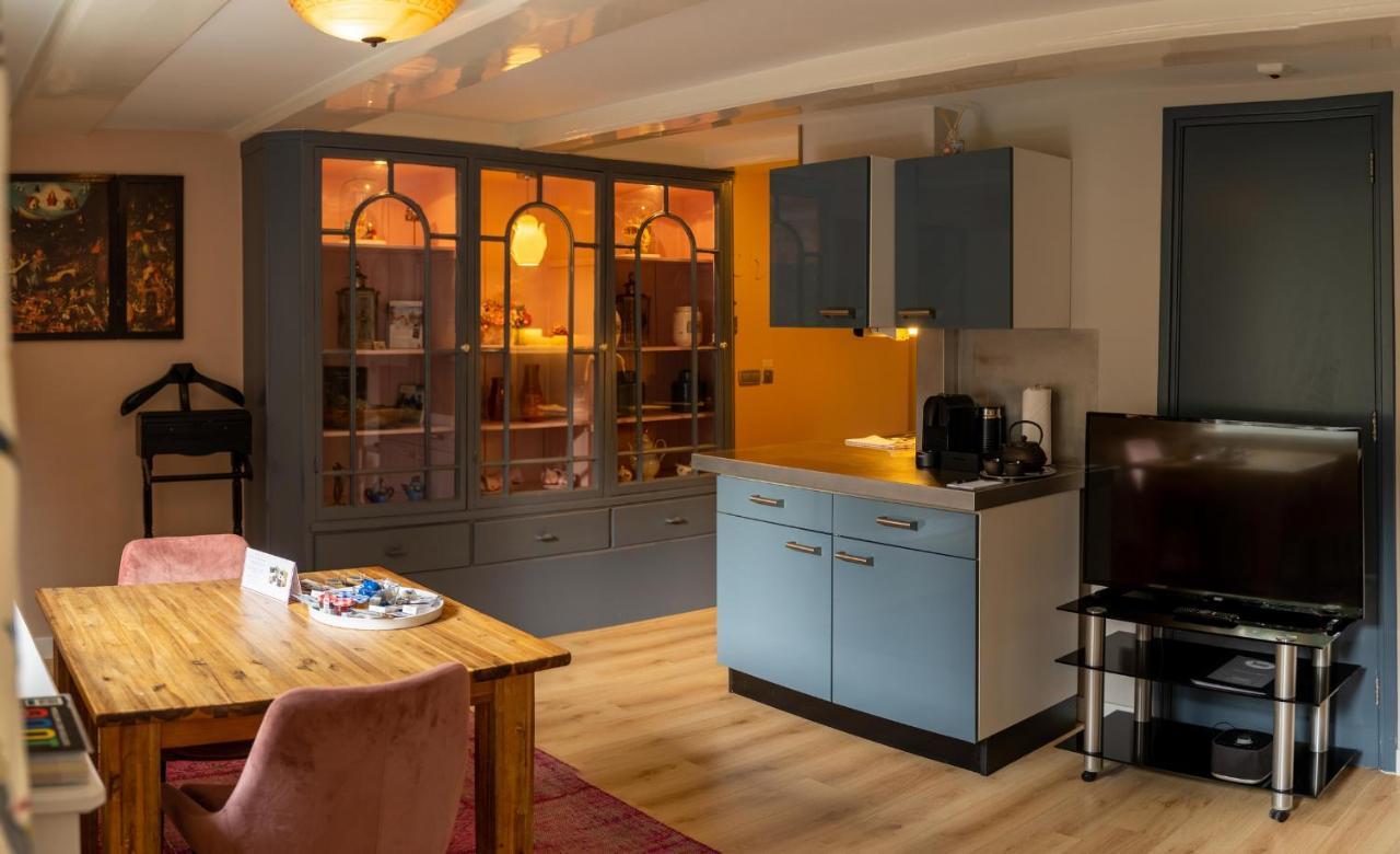 Dutch Masters Short Appartement