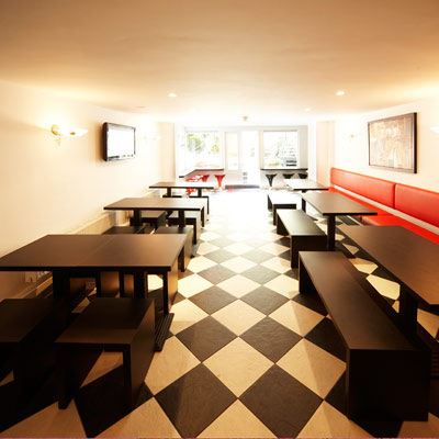 Hotel 74 3*