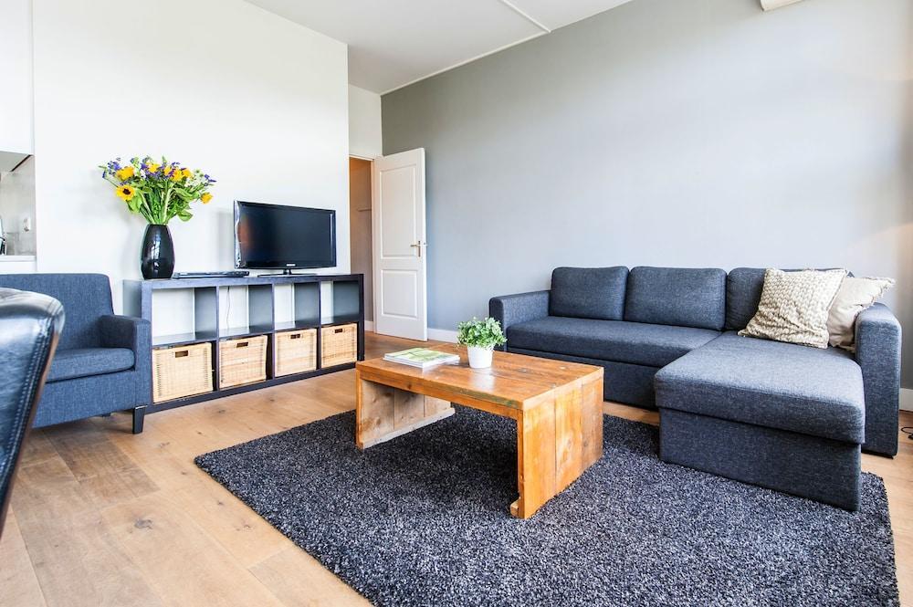 Centre Harbour Hotel Amsterdam