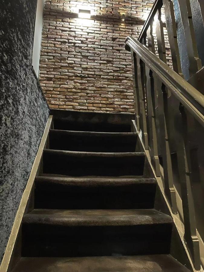 Frank Since 1666 Hotel